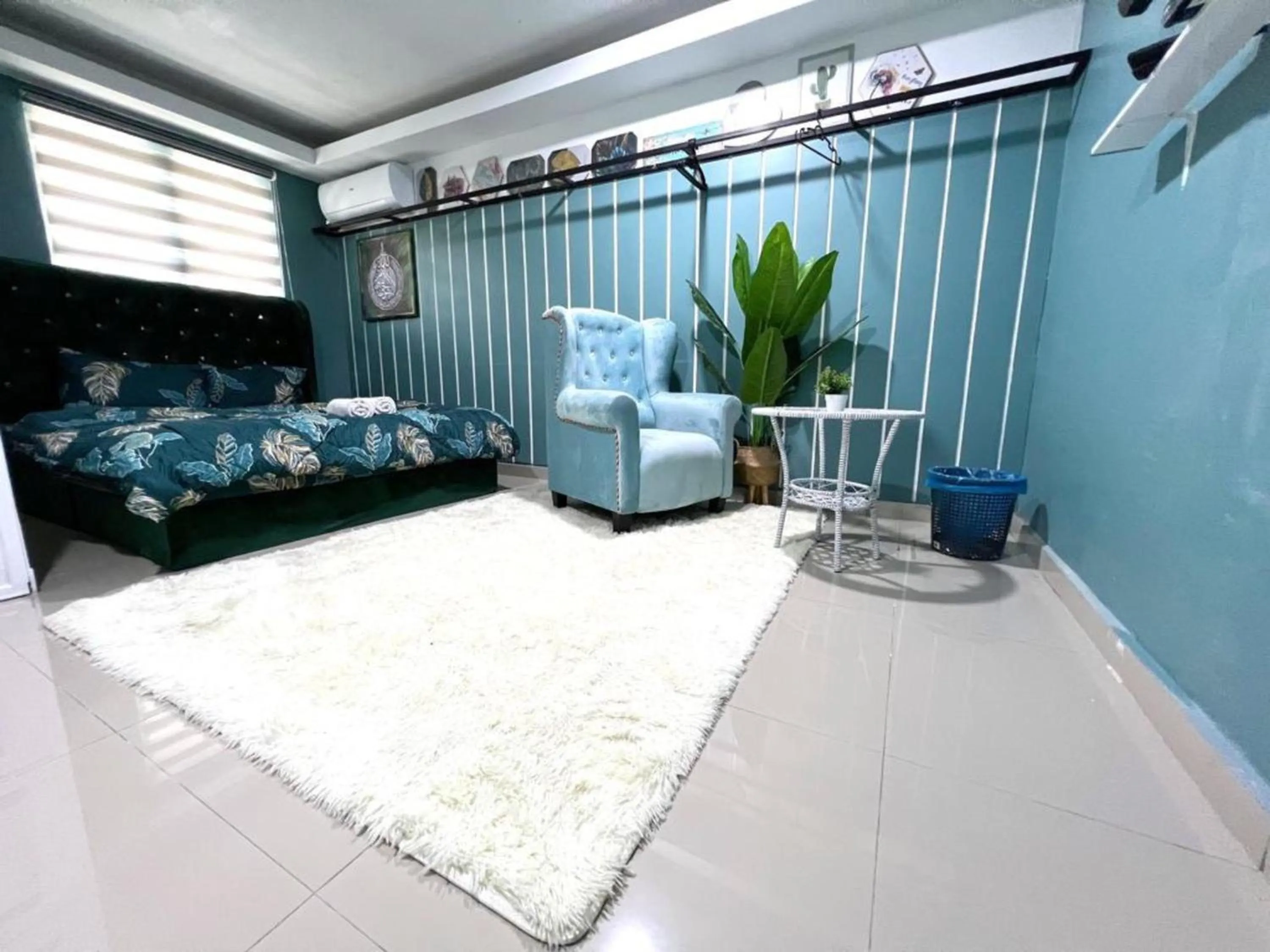 Seating area in RD Legend Hotel