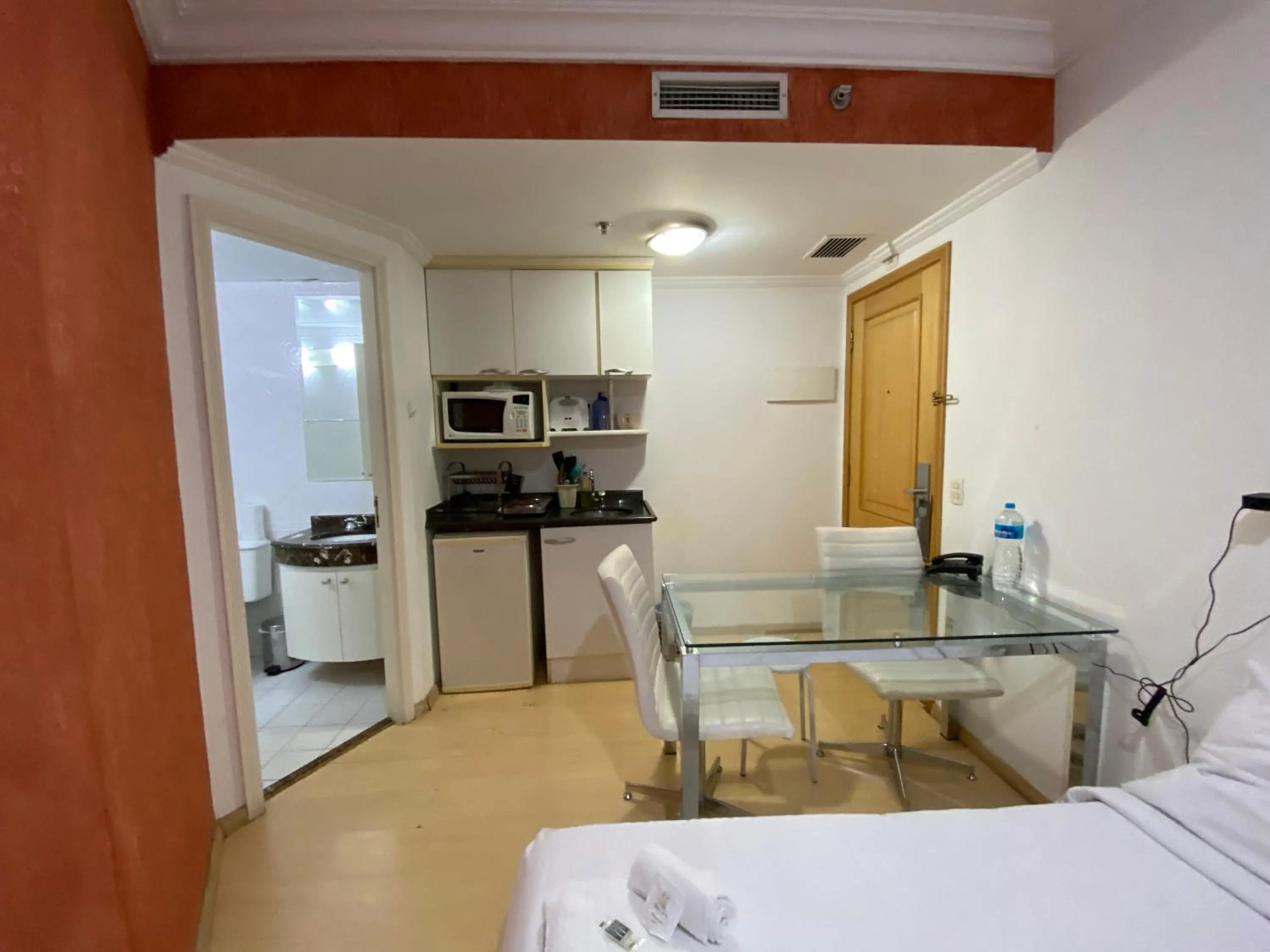 Comfort Flat Pinheiros em Hotel 4,5 estrelas