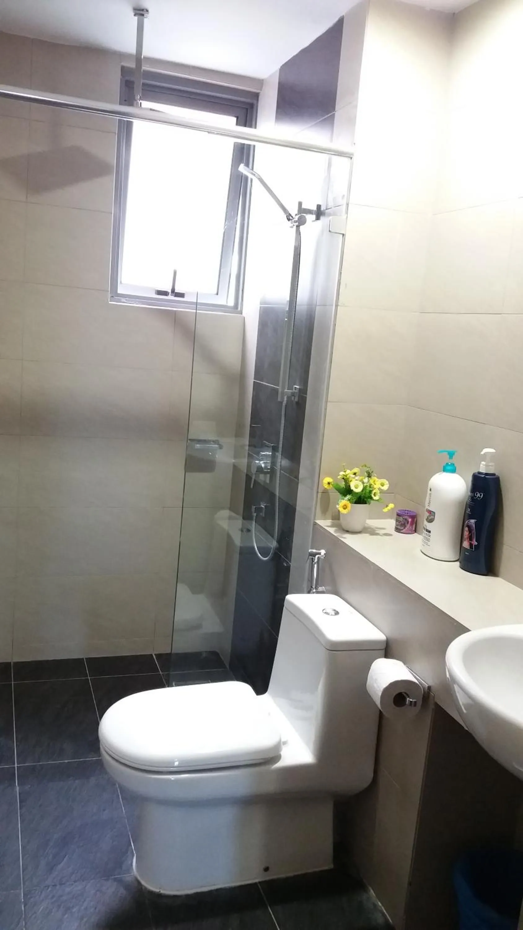 Toilet in AJ Suites @ Loft Imago KK