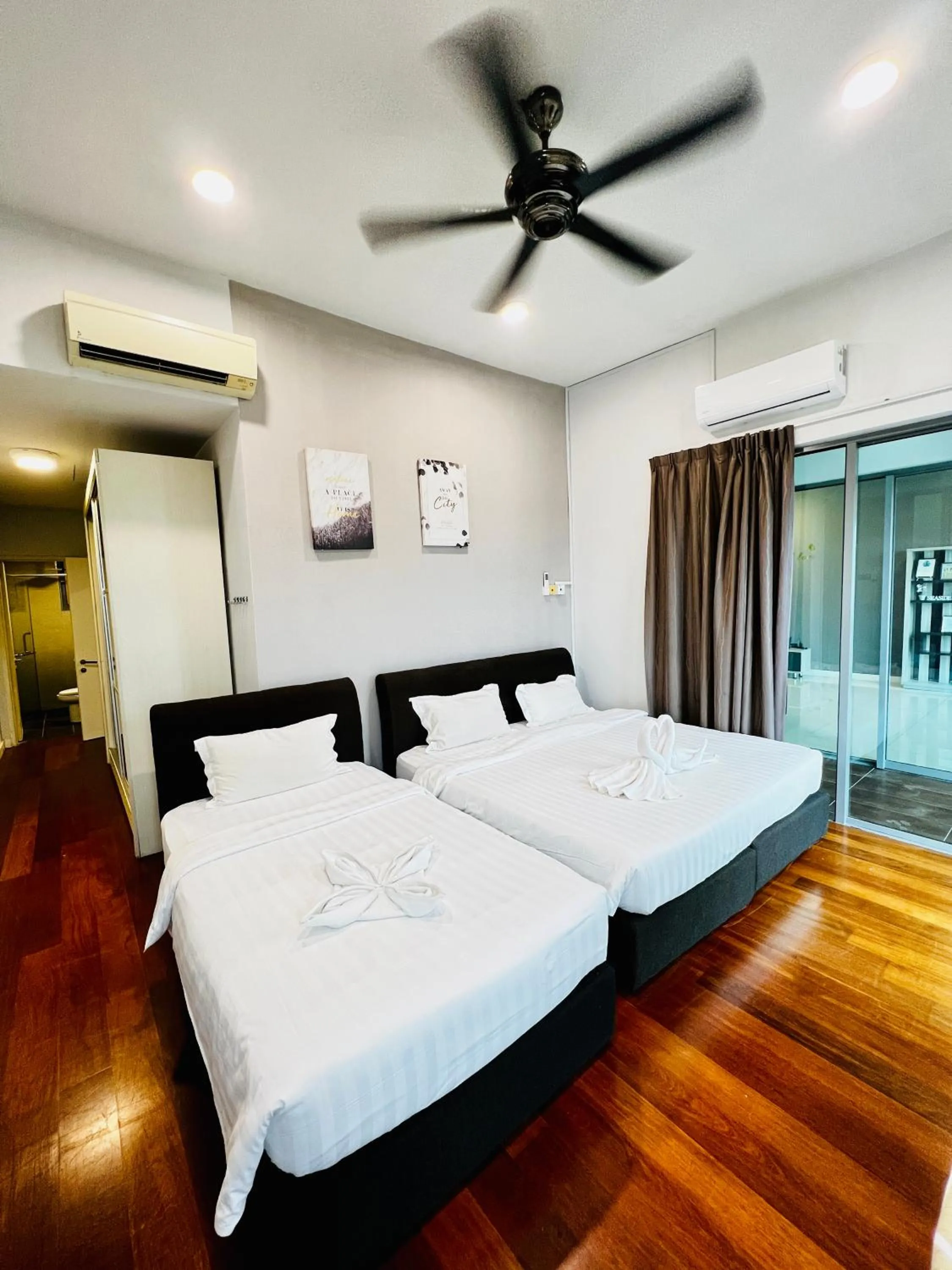 Bedroom, Bed in AJ Suites @ Loft Imago KK