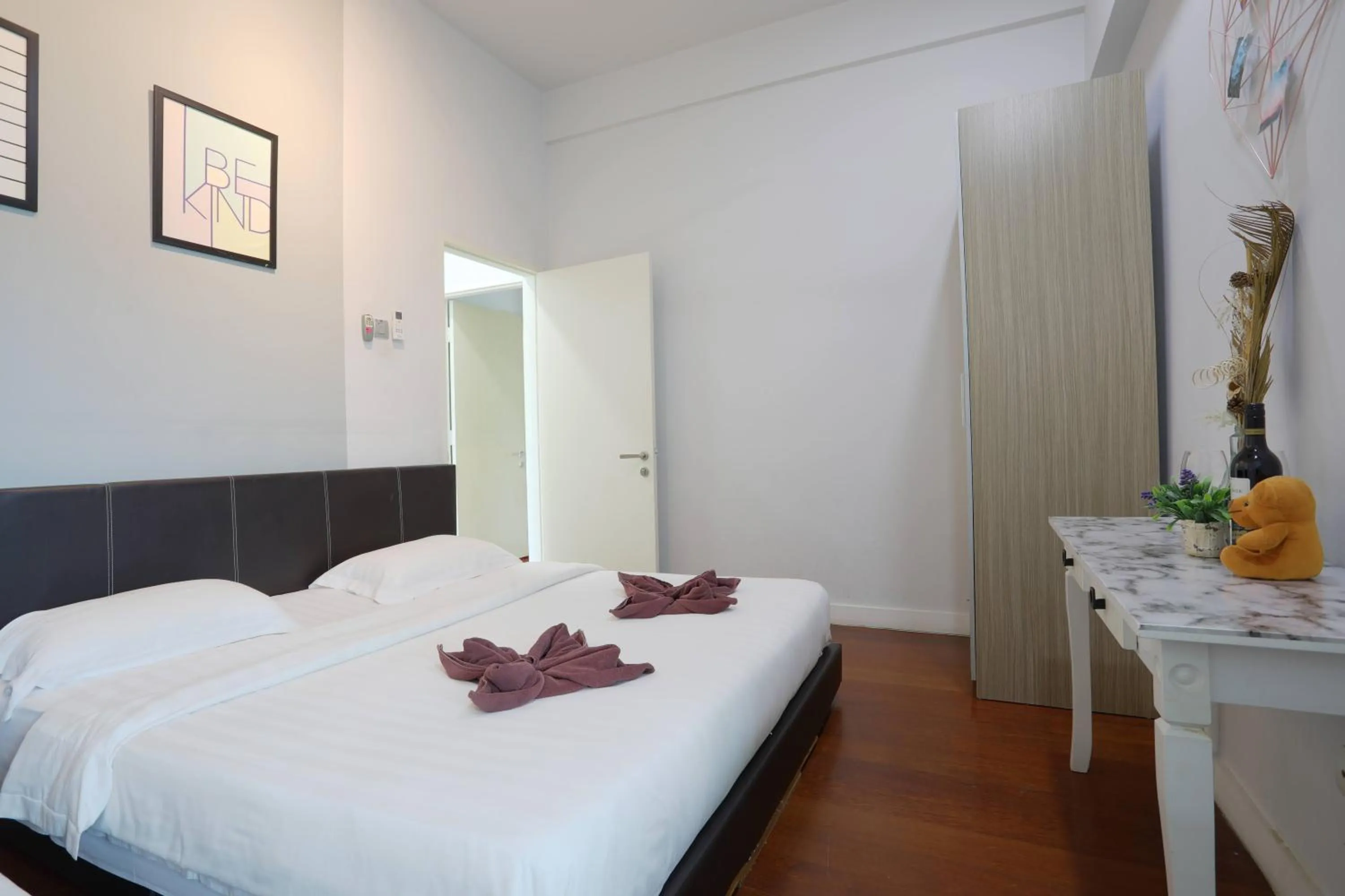 Bedroom, Bed in AJ Suites @ Loft Imago KK