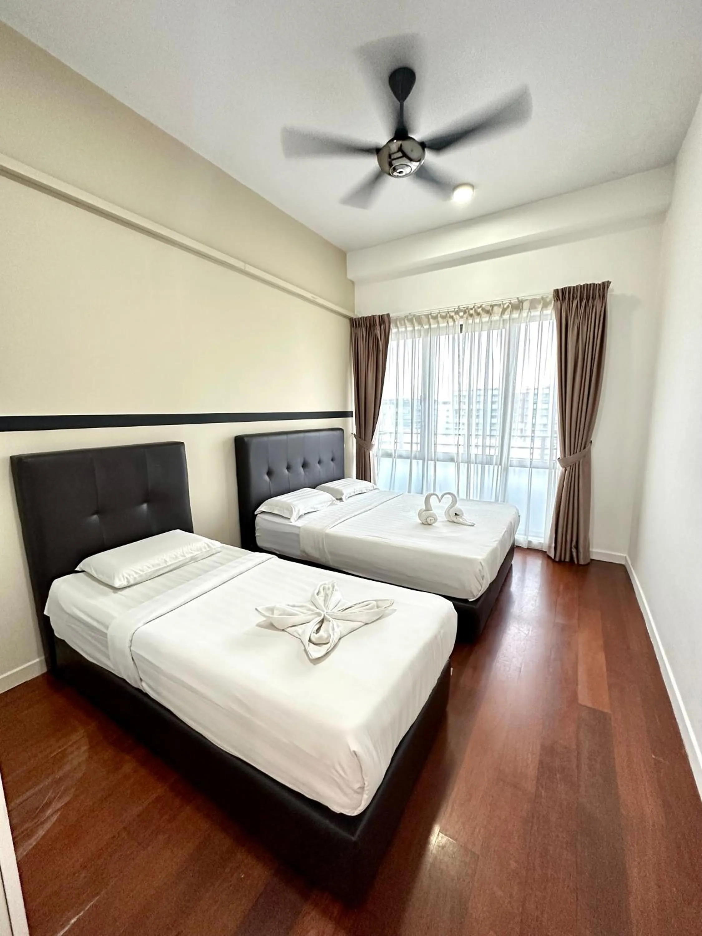 Bedroom, Bed in AJ Suites @ Loft Imago KK