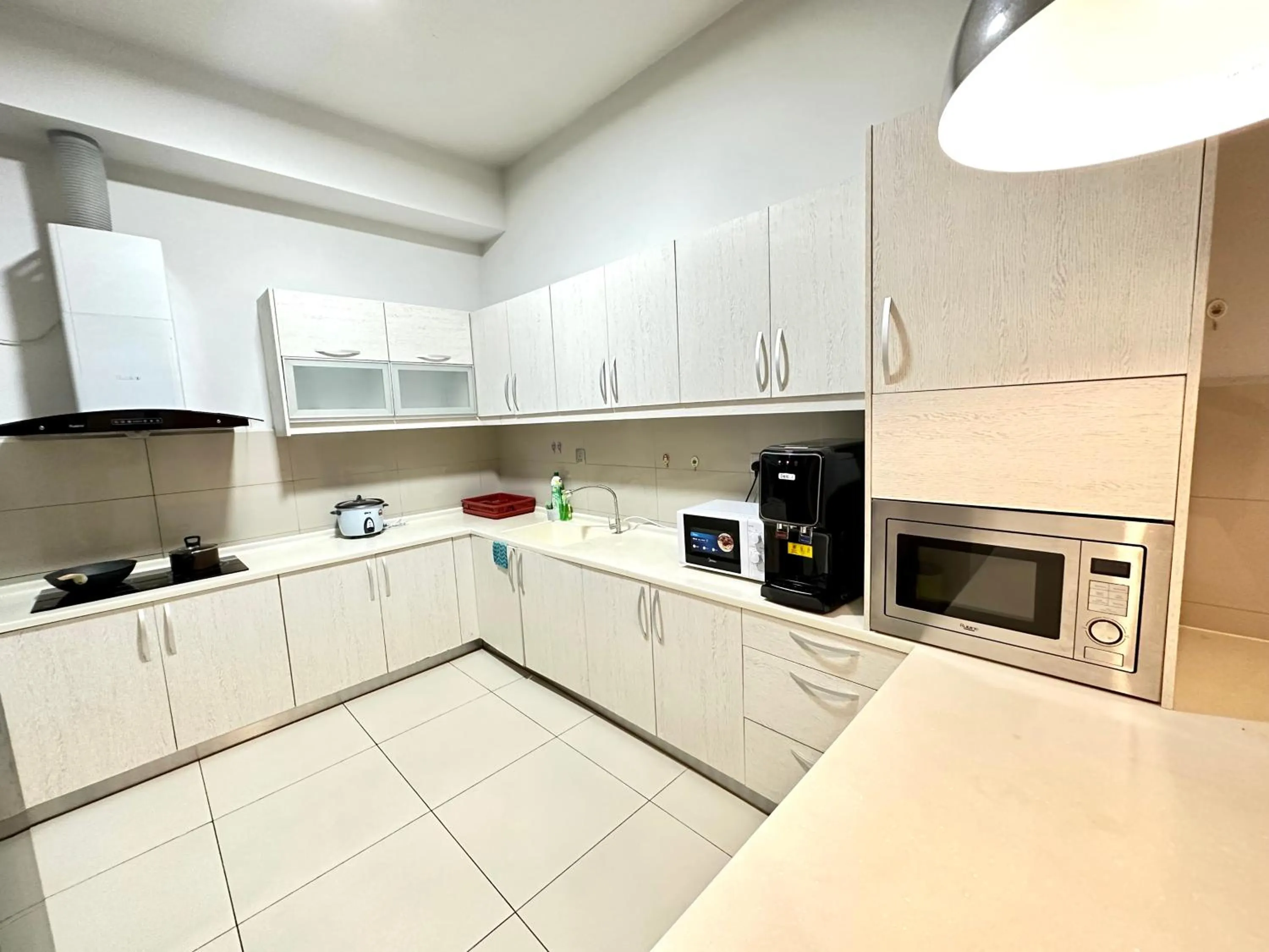 Kitchen or kitchenette in AJ Suites @ Loft Imago KK