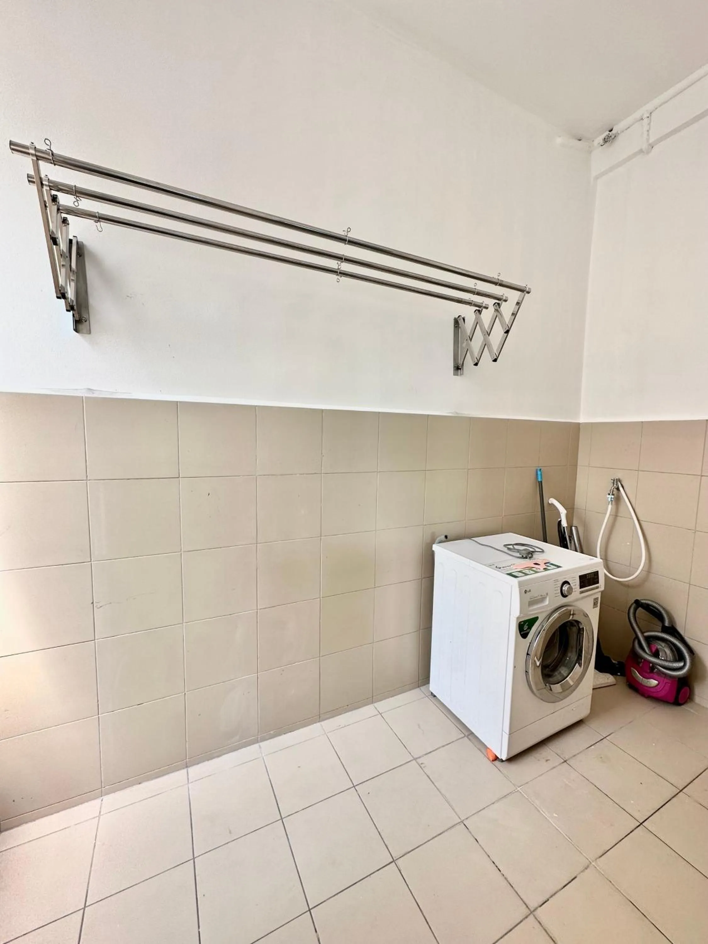 washing machine in AJ Suites @ Loft Imago KK