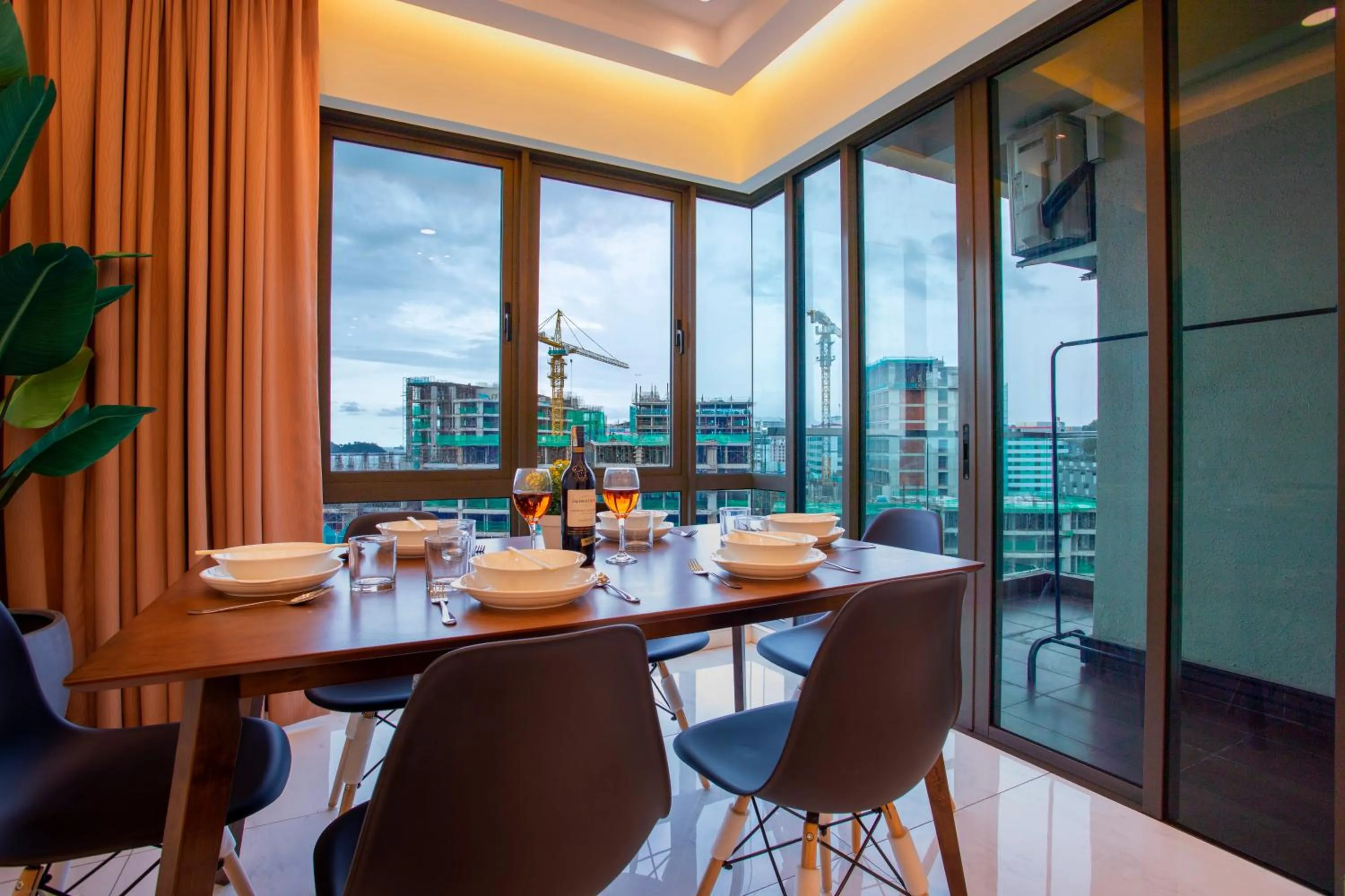 Dining area in AJ Suites @ Loft Imago KK