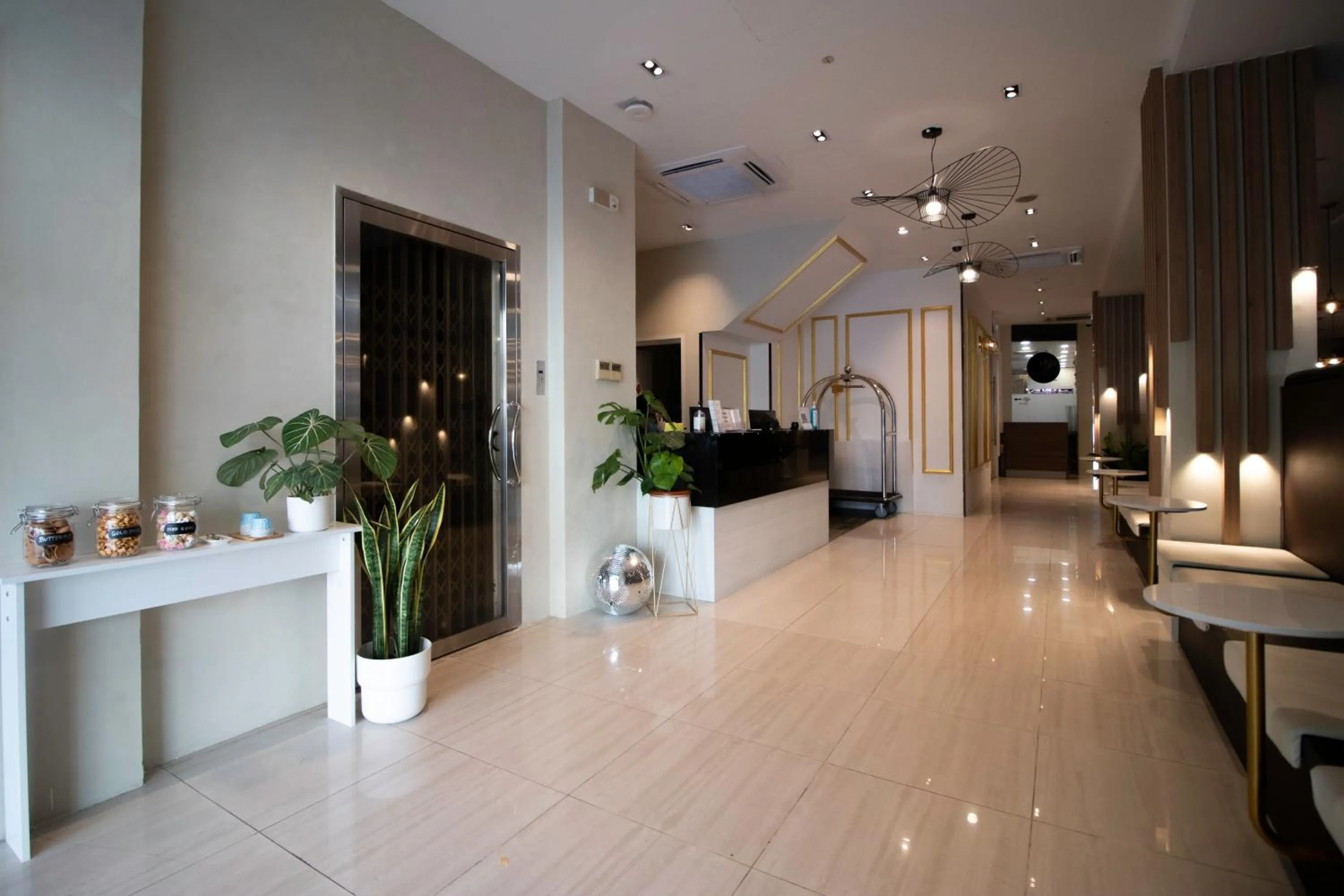 Property building in Victoria Hotel a NuVe Group Collection