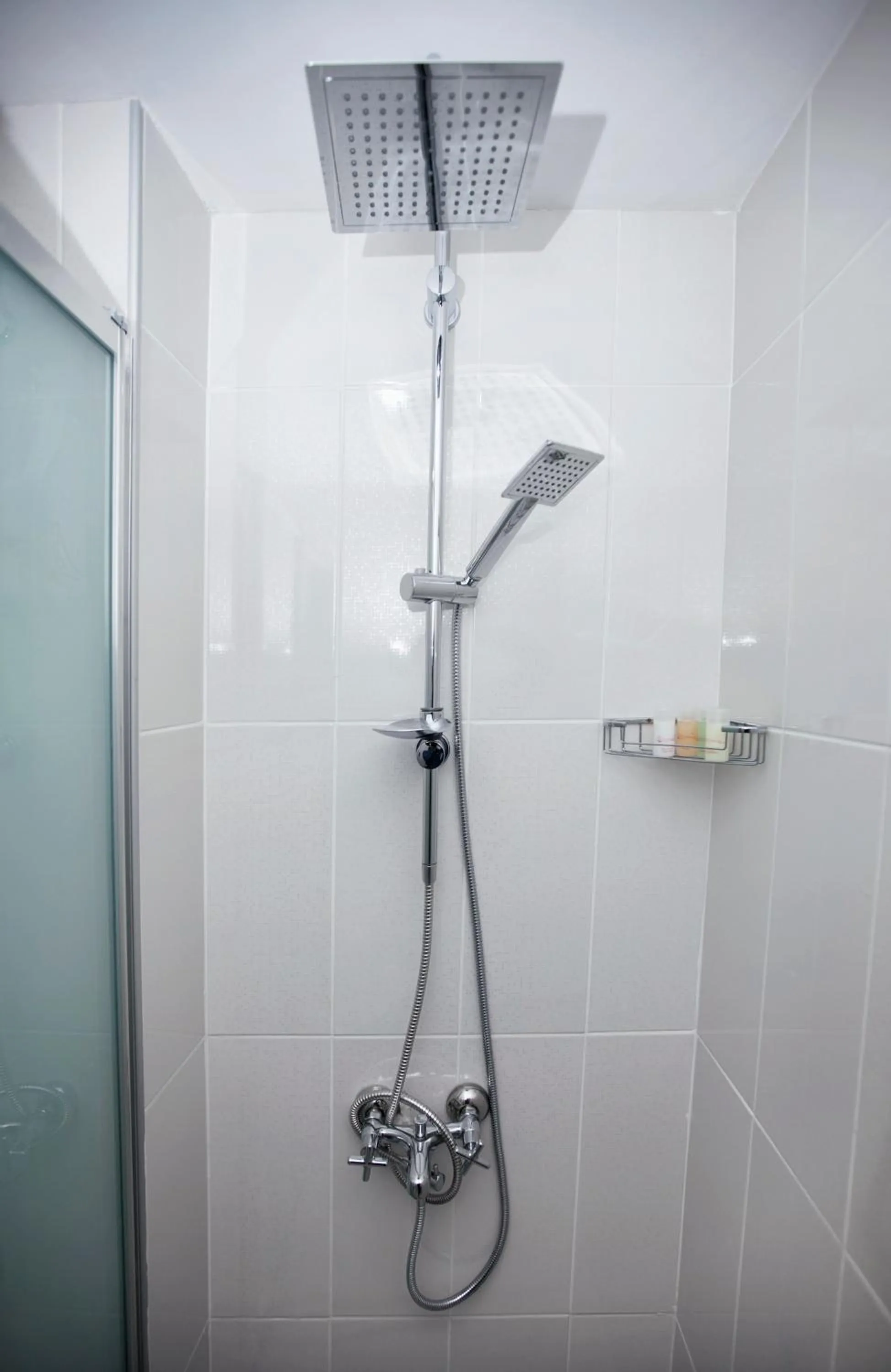 Shower in Dream Bosphorus Hotel