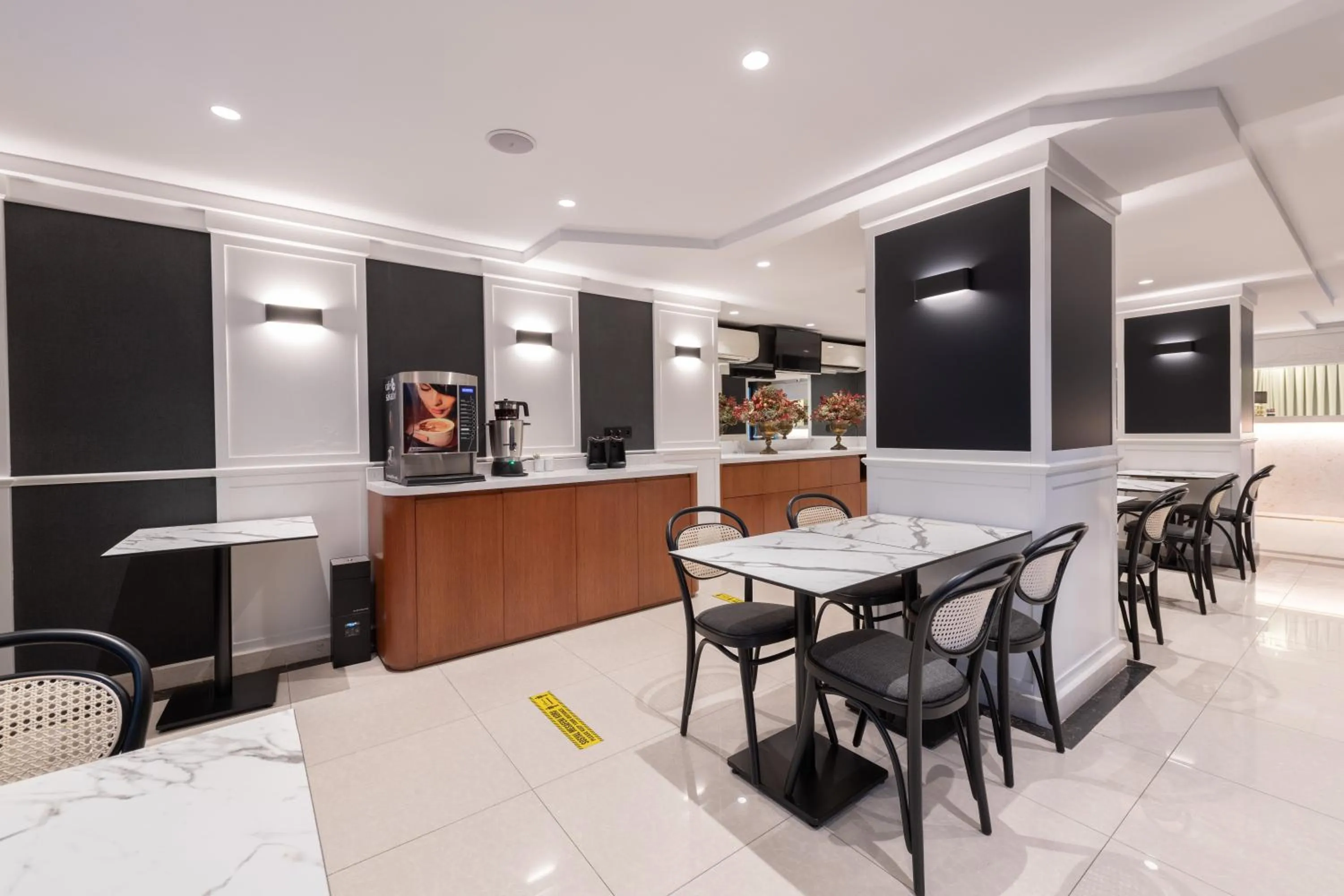 Restaurant/places to eat in Dream Bosphorus Hotel