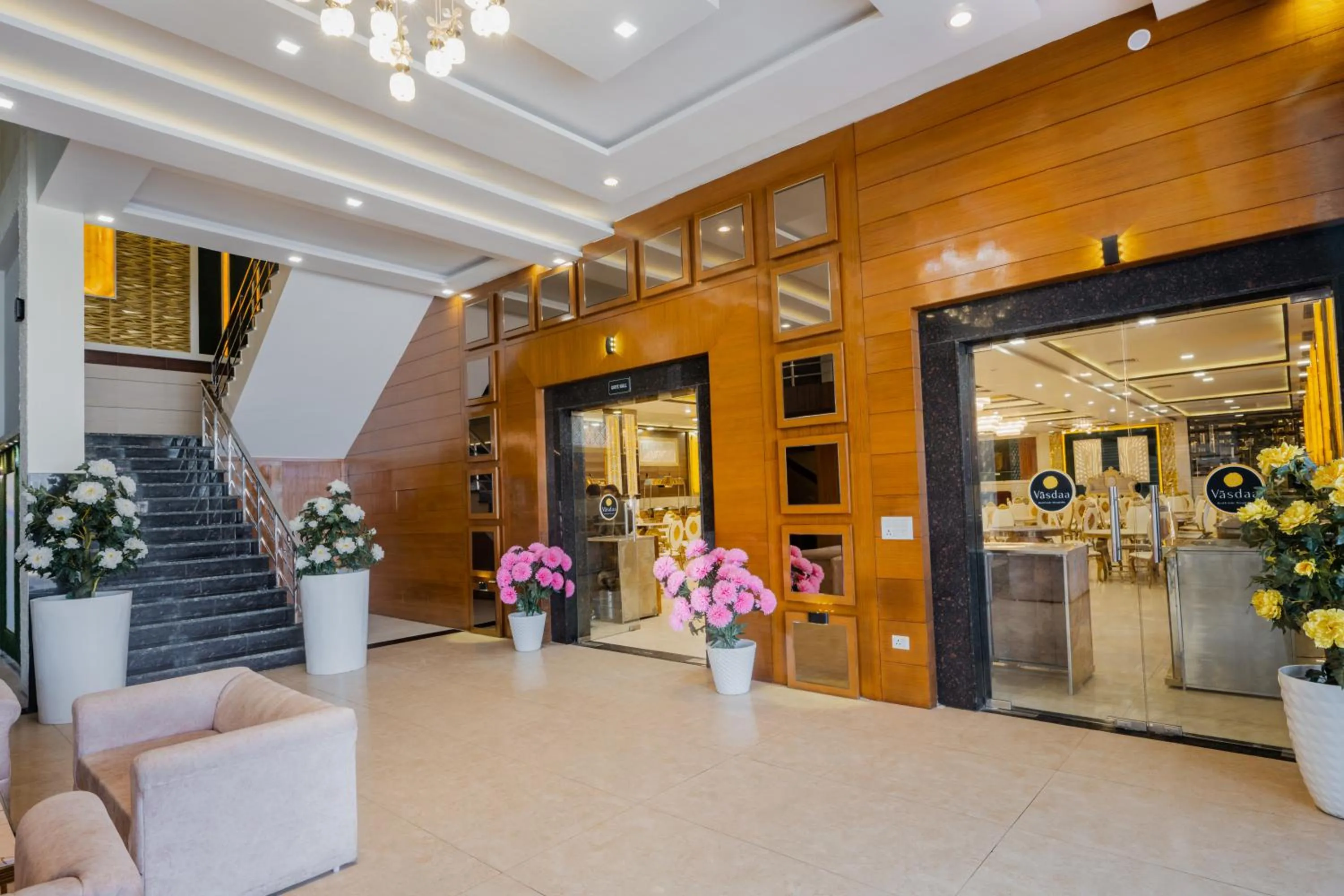 Facade/entrance in Hotel Vasdaa Grand