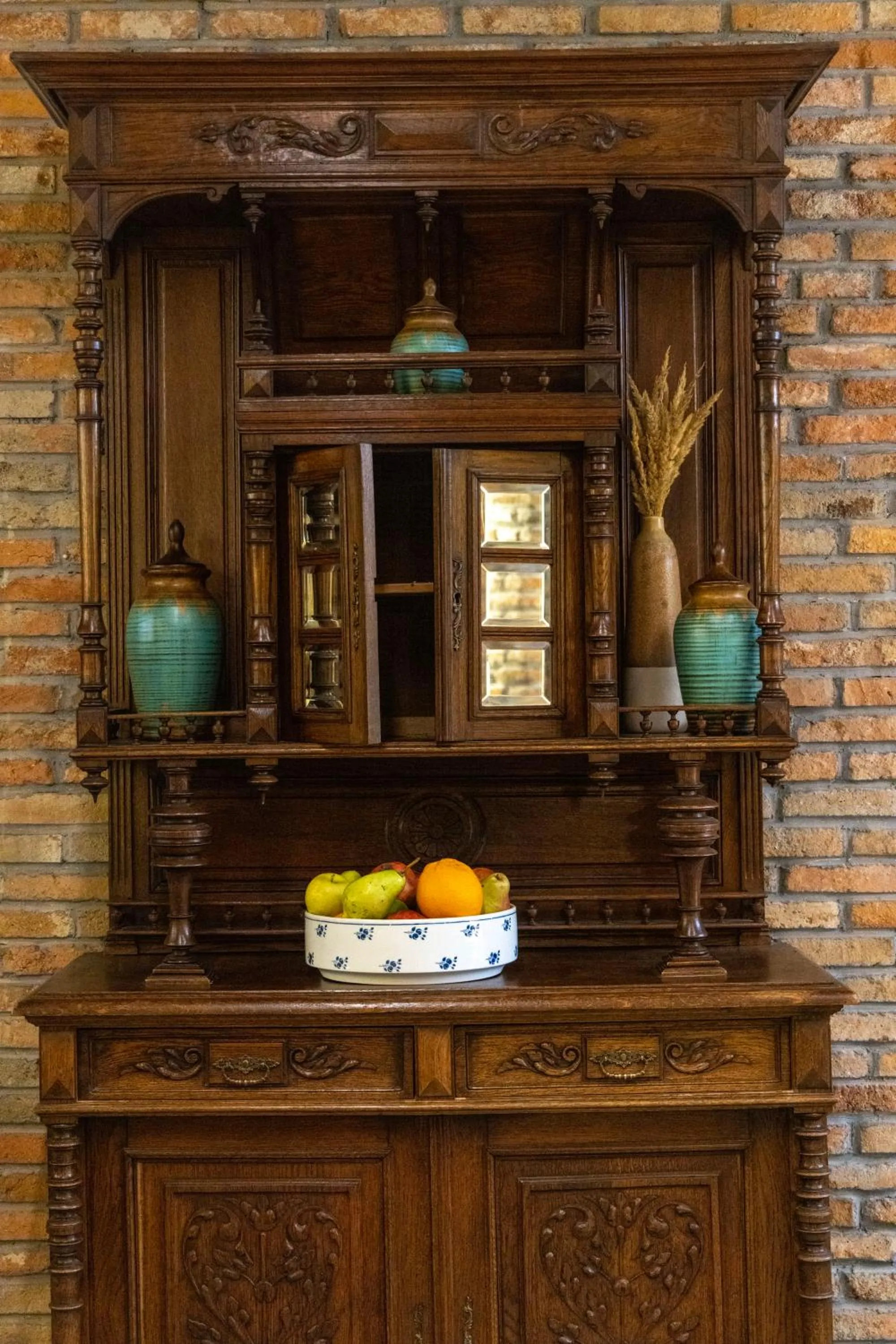 Restaurant/places to eat in Makmani Boutique Hotel by DNT Group