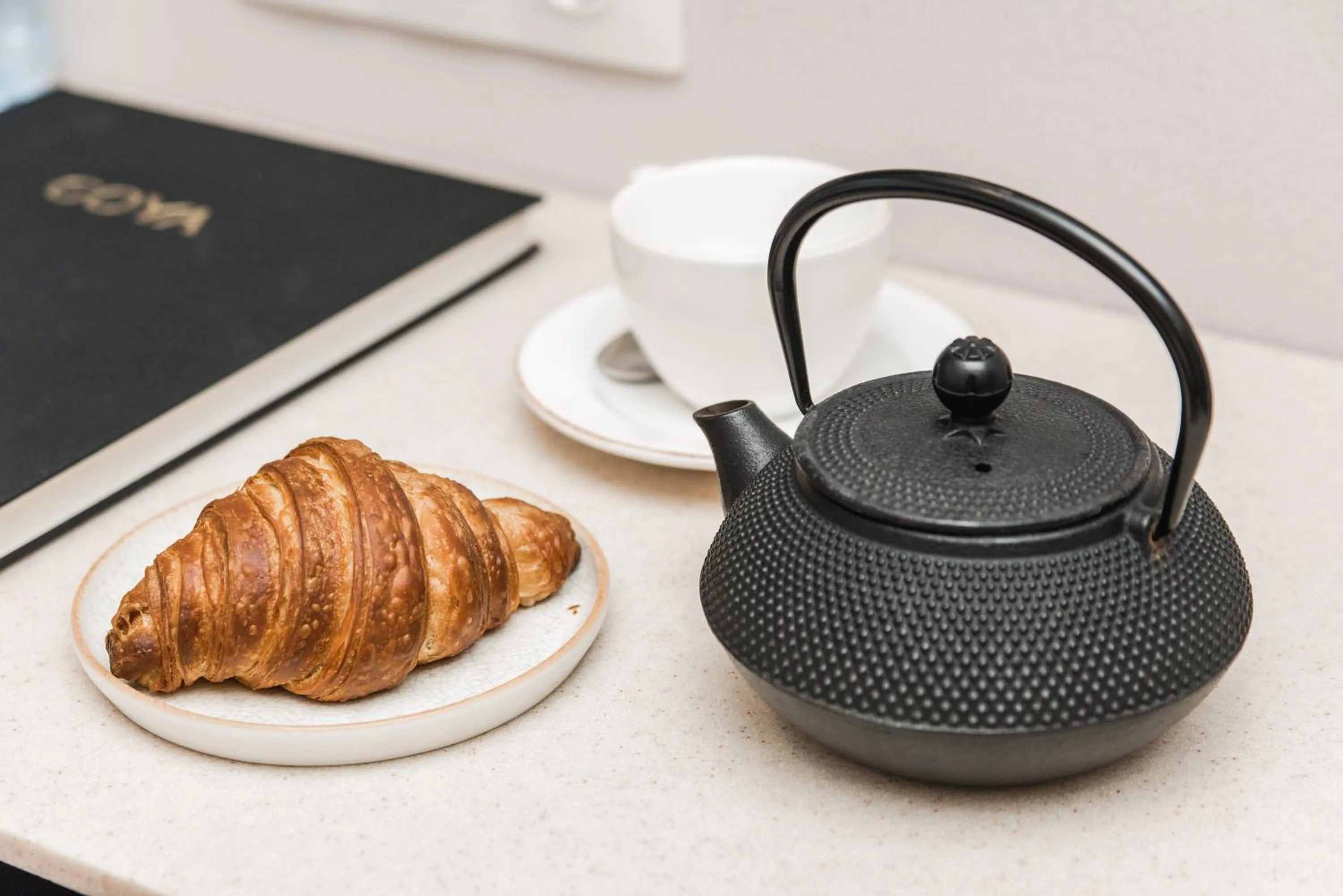 Coffee/tea facilities in Makmani Boutique Hotel by DNT Group