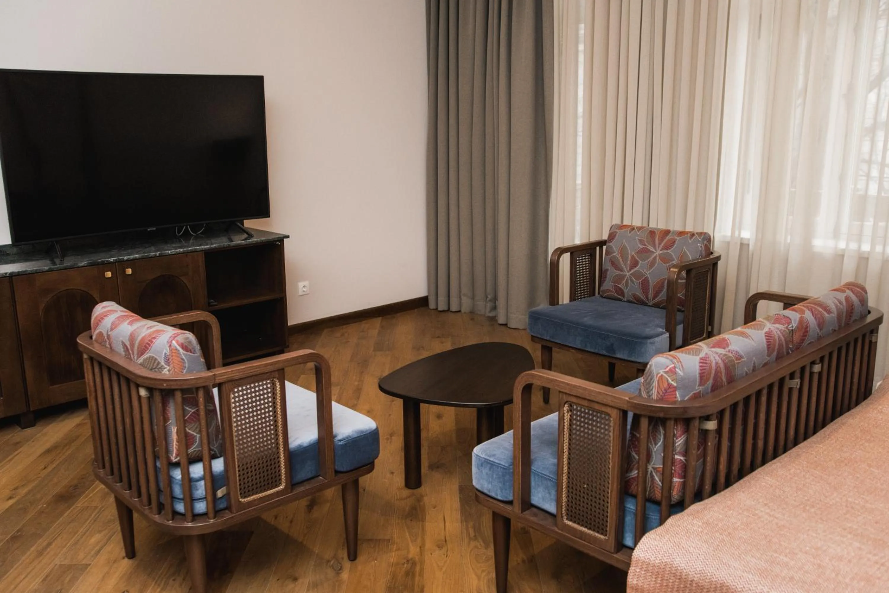 TV and multimedia in Makmani Boutique Hotel by DNT Group