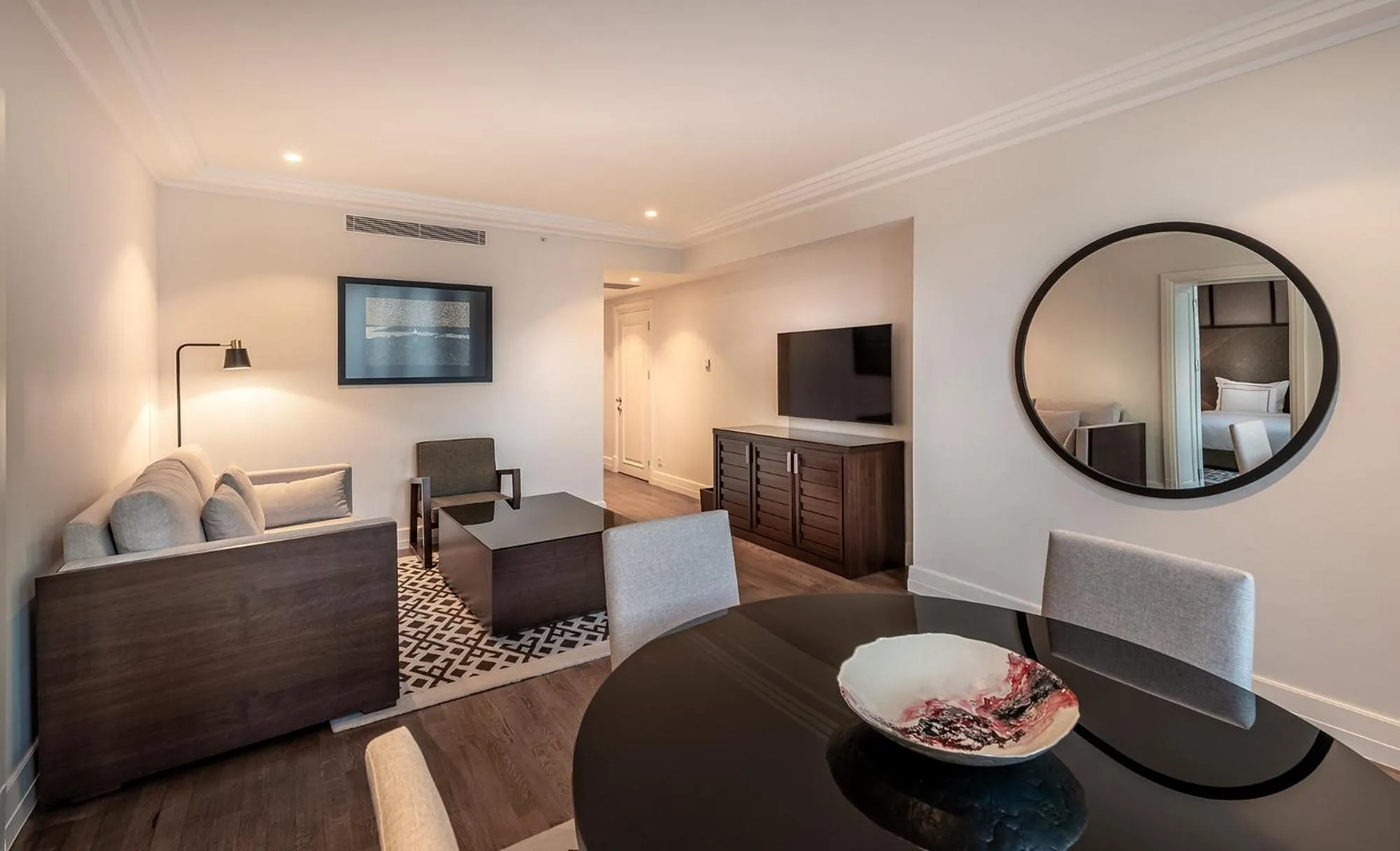 TV and multimedia in The Stay Boulevard Nisantasi