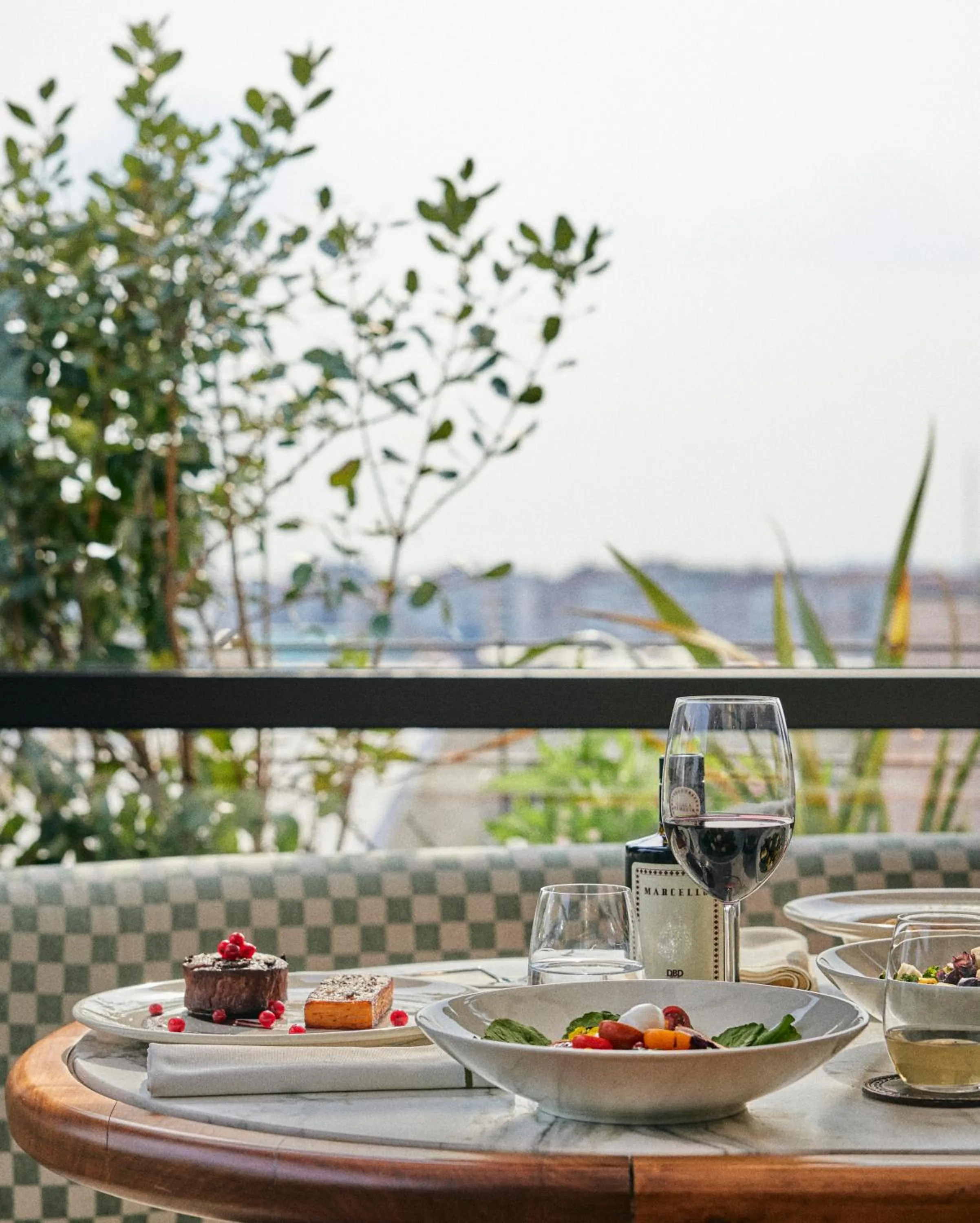 Restaurant/places to eat in The Stay Boulevard Nisantasi