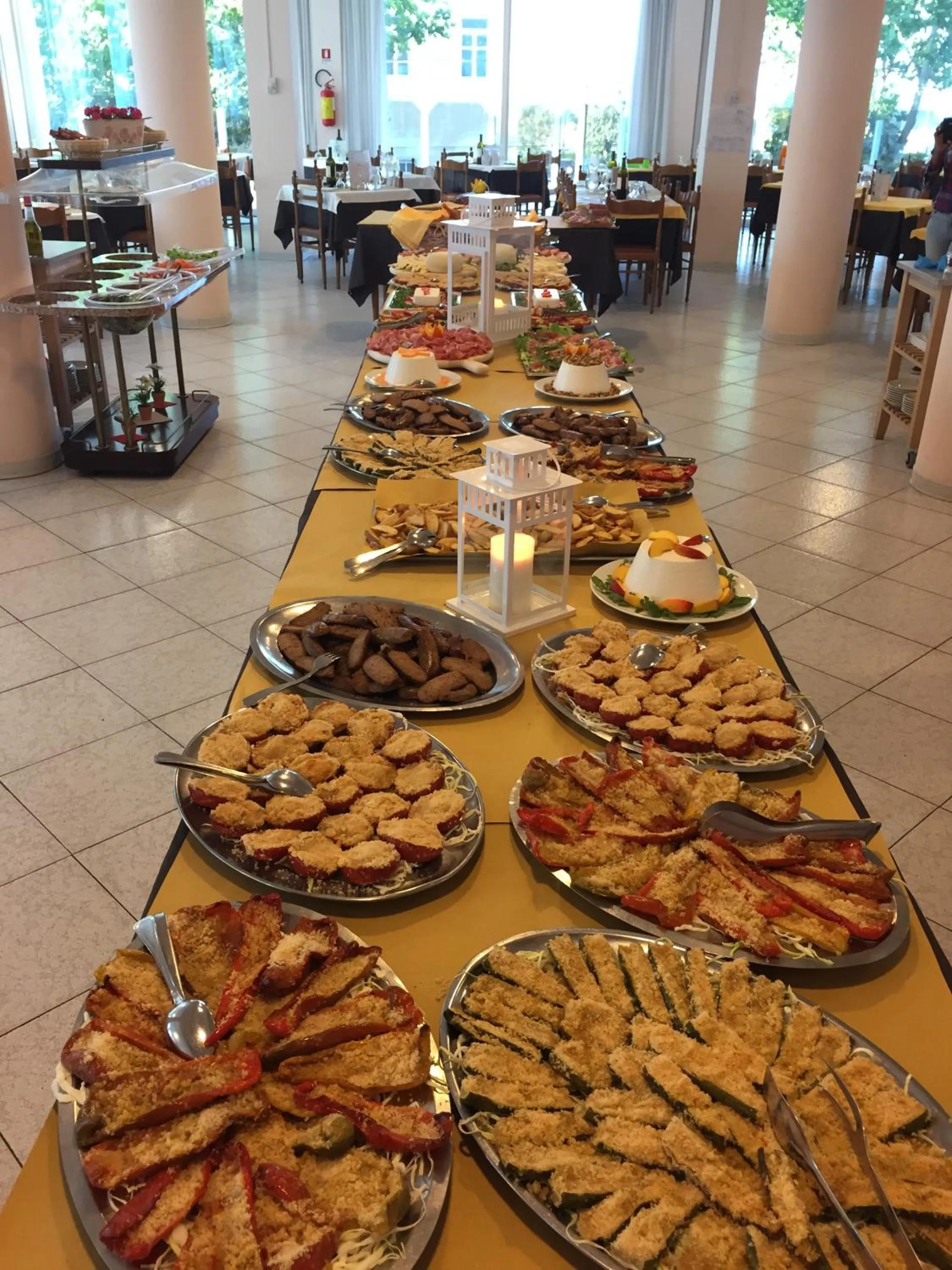 Food in Hotel Beverly