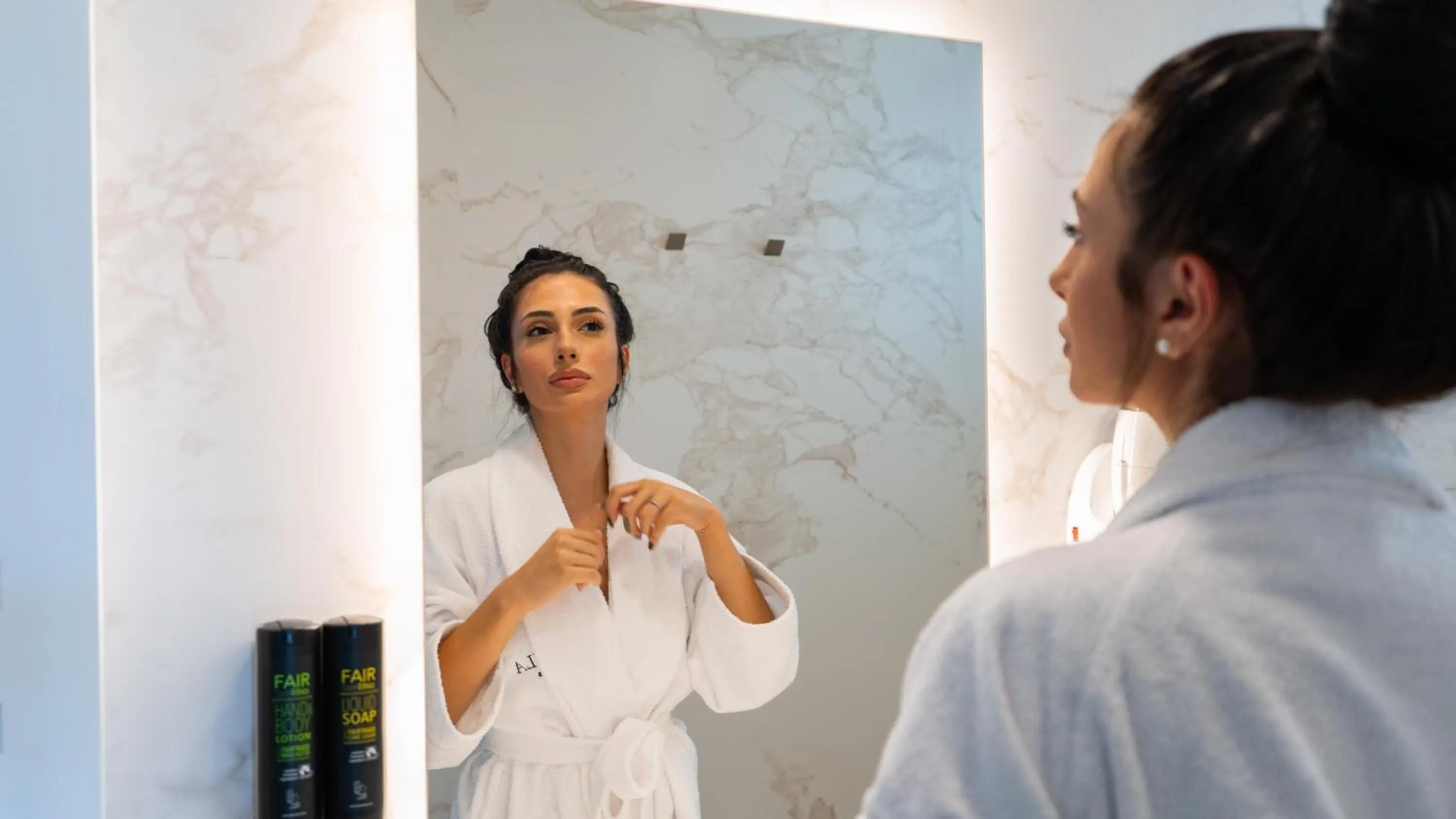 People in Popula Rooms & Mediterranean Bay