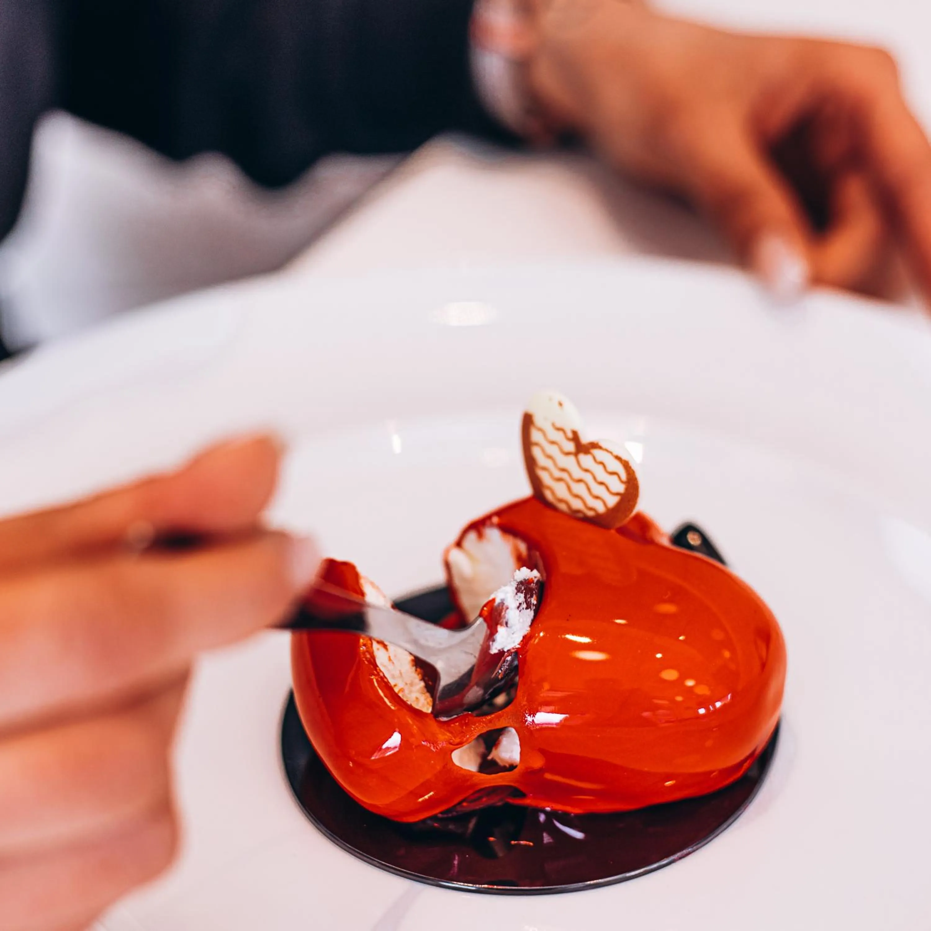 Restaurant/places to eat in Popula Rooms & Mediterranean Bay