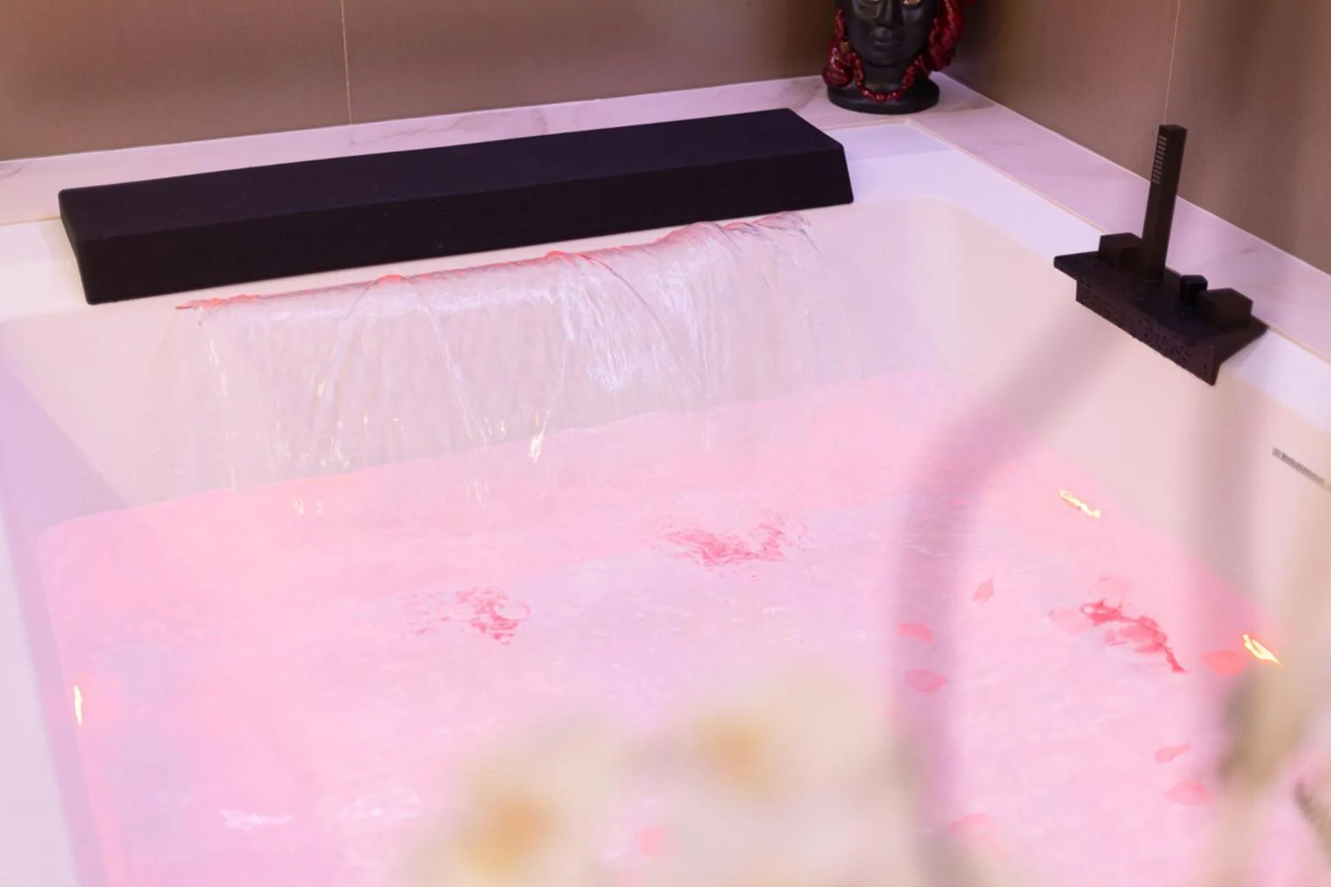 Hot Tub in Popula Rooms & Mediterranean Bay