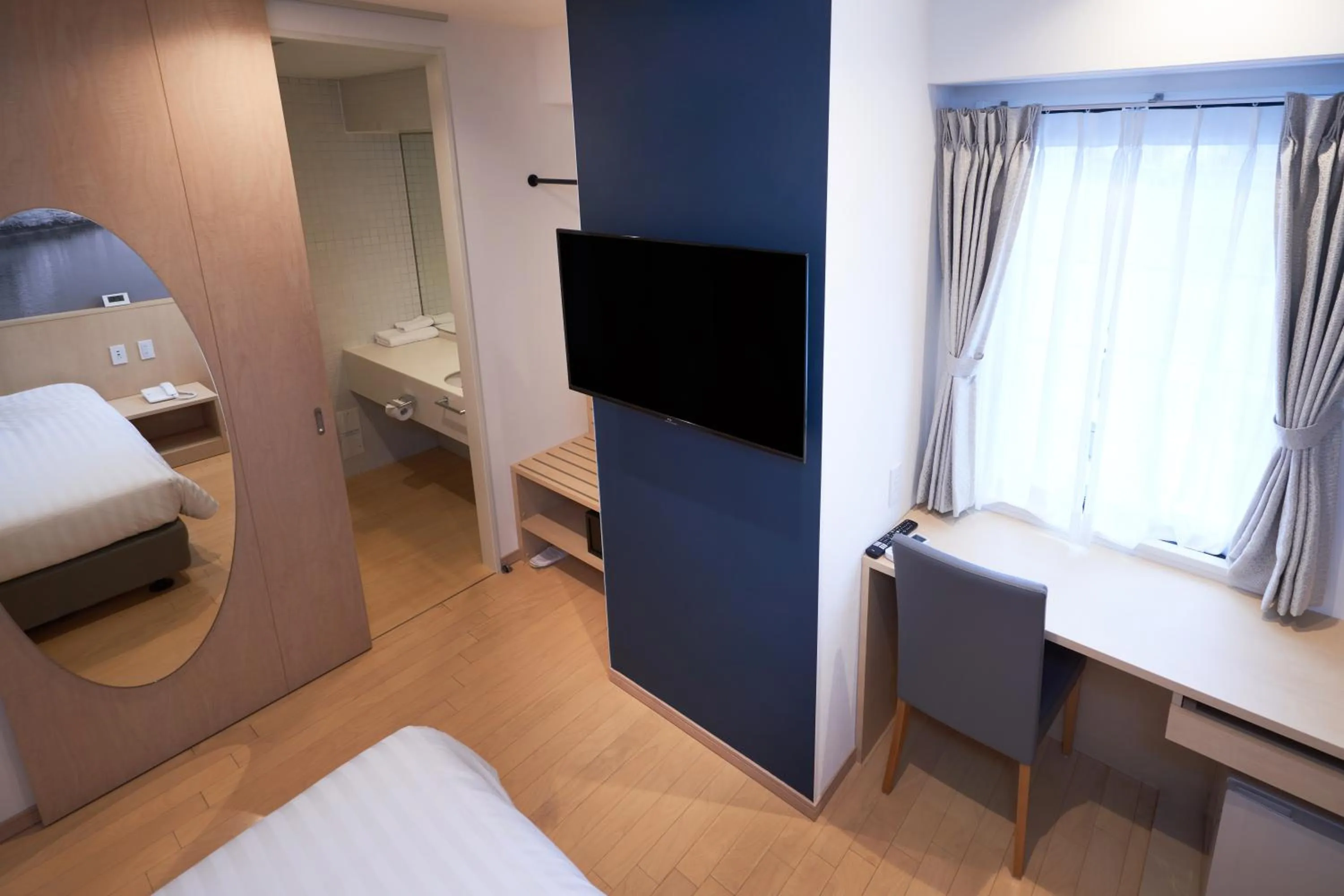 Photo of the whole room, Bed in Travelodge Honmachi Osaka