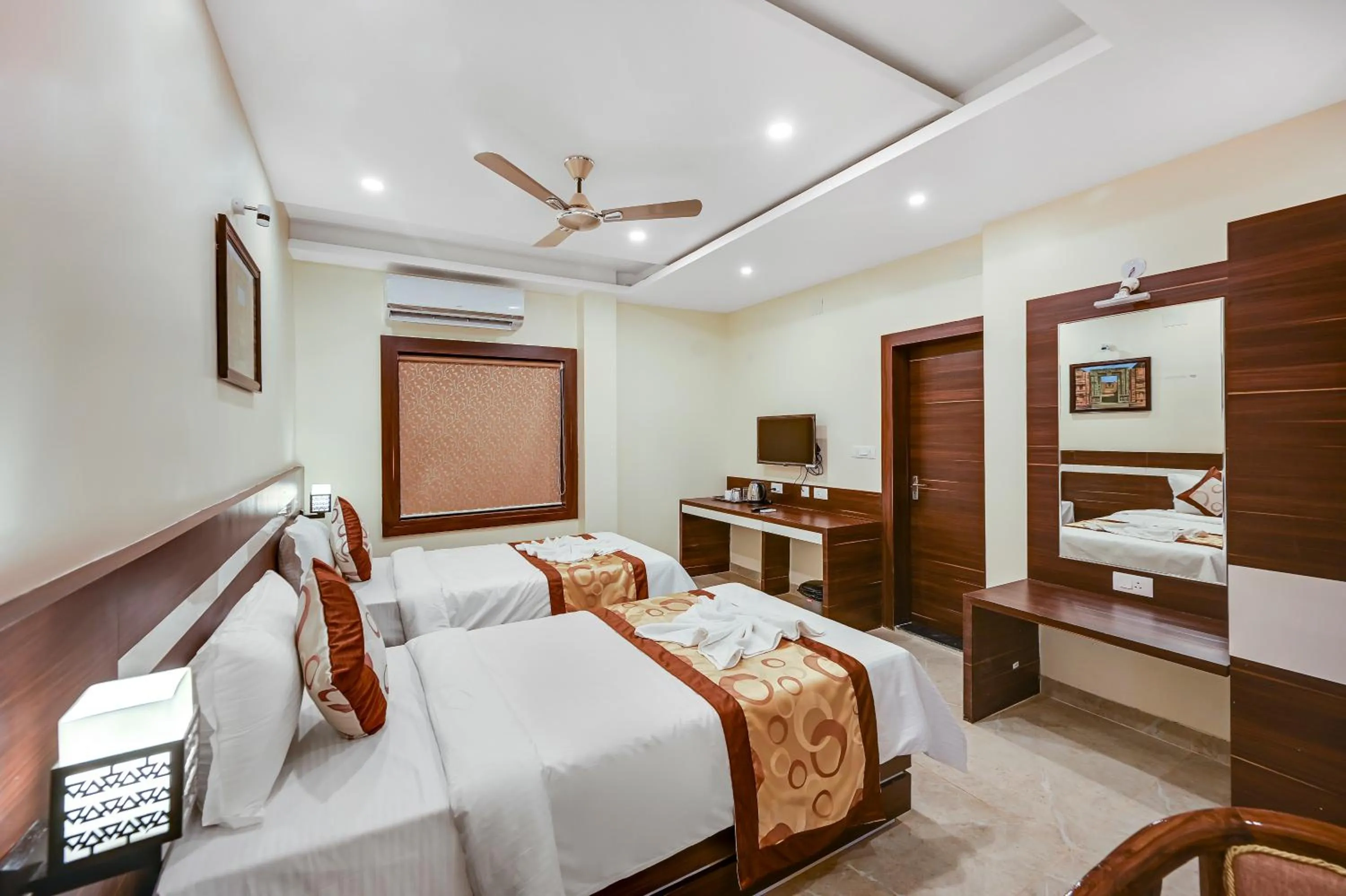 Photo of the whole room, Bed in HOTEL SJ PRIDE