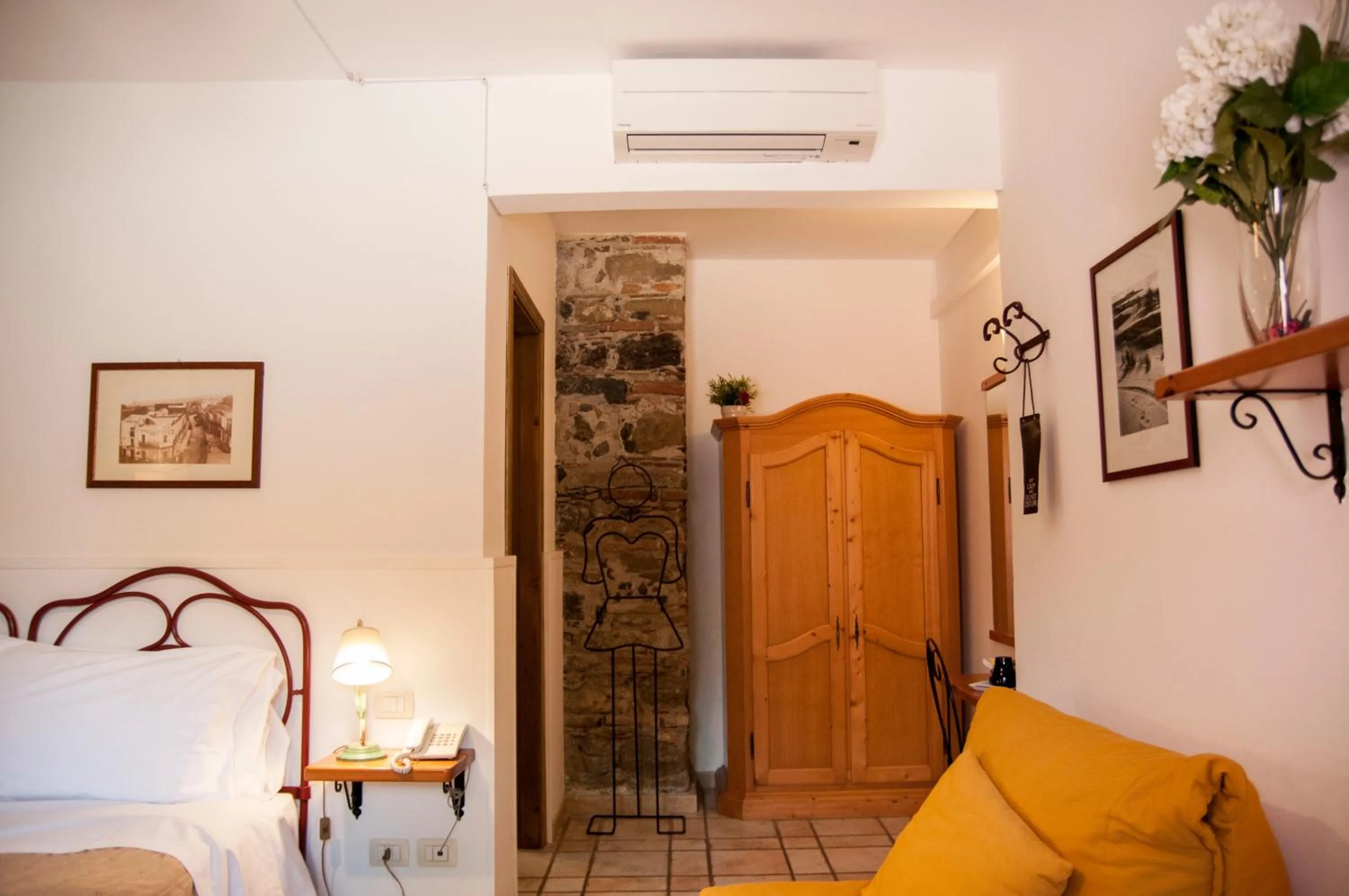 Photo of the whole room in Antico Borgo Etneo Country Hotel