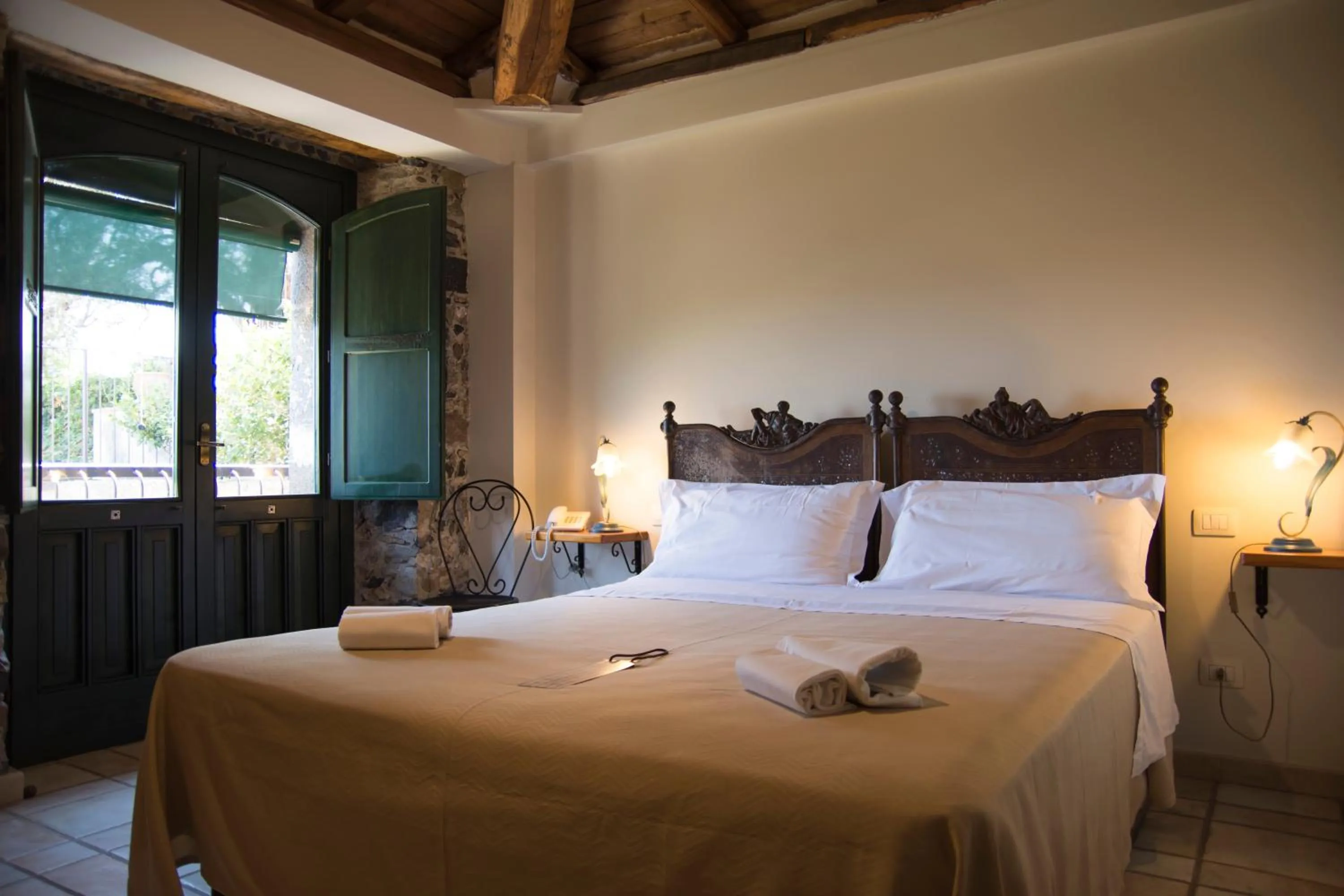 Photo of the whole room in Antico Borgo Etneo Country Hotel