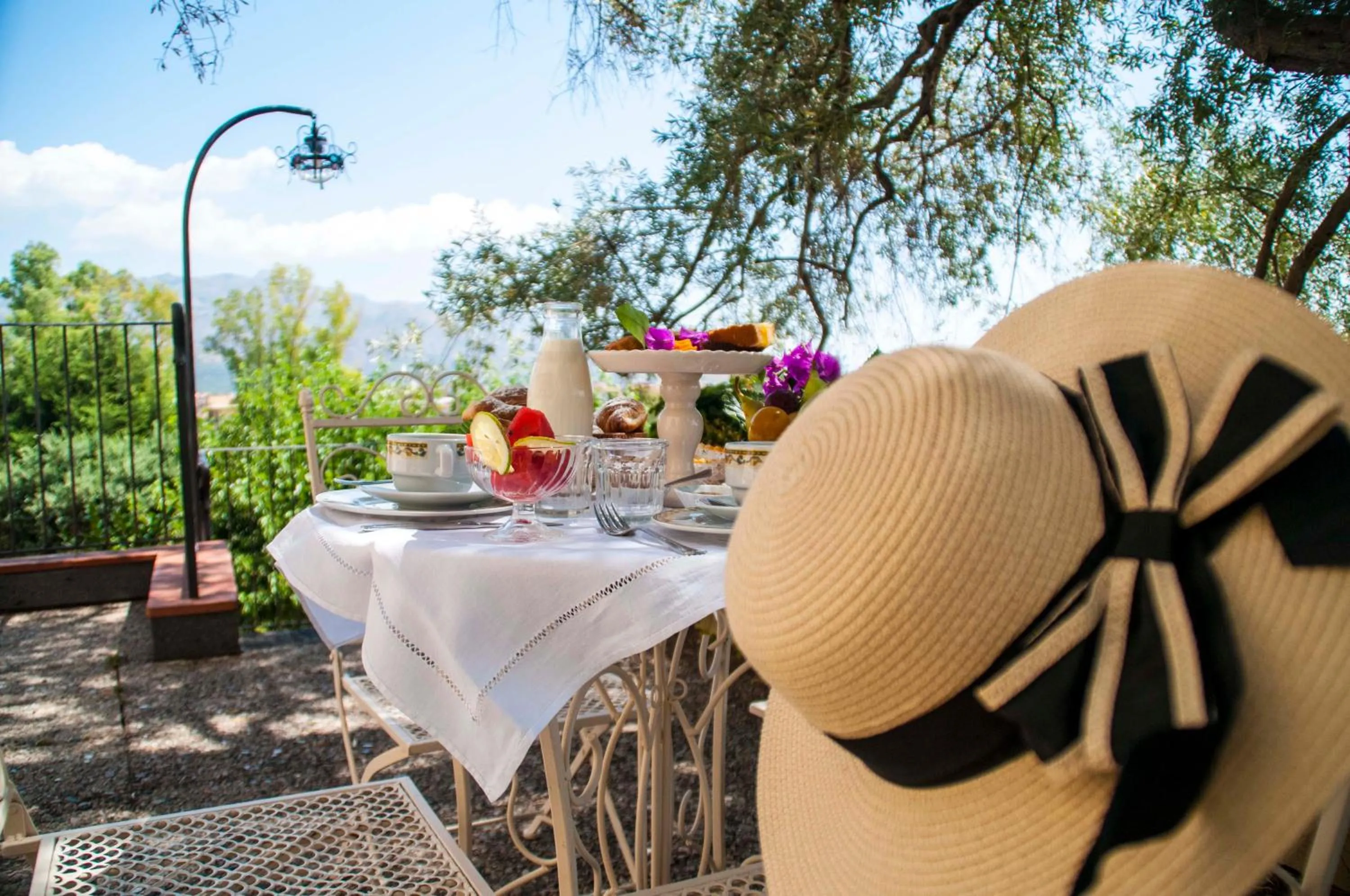 Buffet breakfast in Antico Borgo Etneo Country Hotel