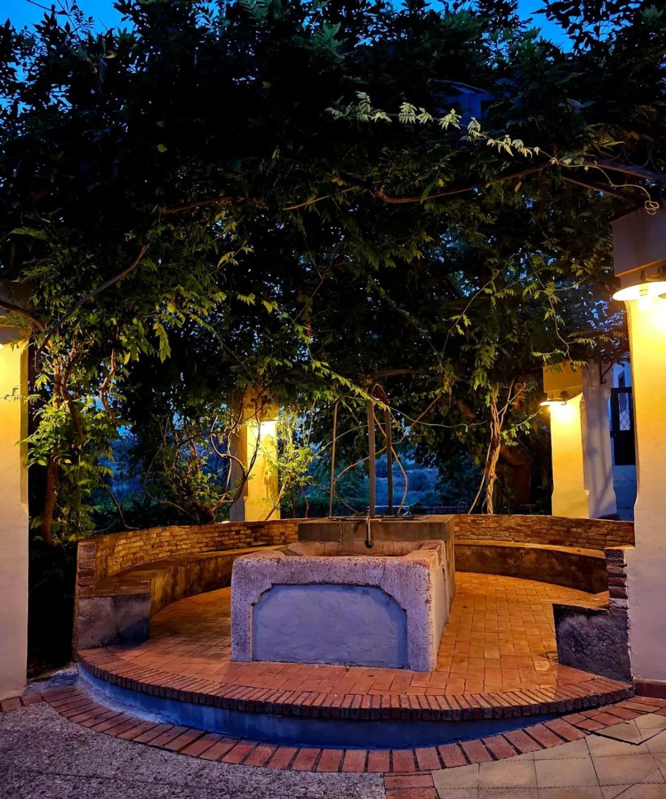 Garden in Antico Borgo Etneo Country Hotel