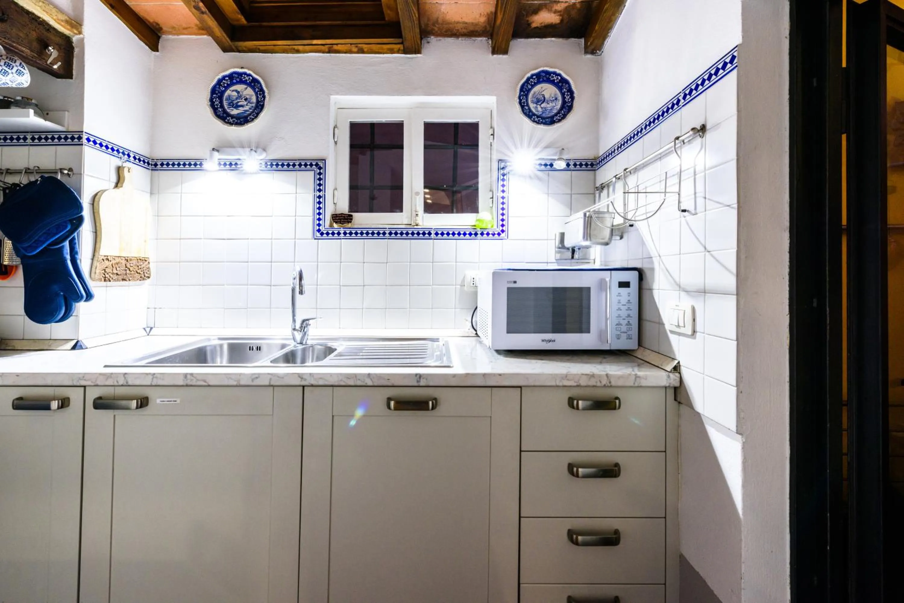 Kitchen or kitchenette in Santo Spirito Dream by Mmega