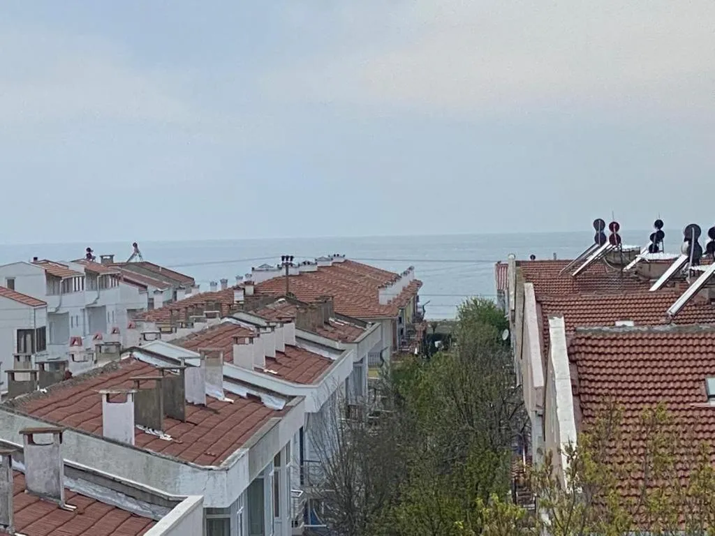 Sea view in çırpan apart otel