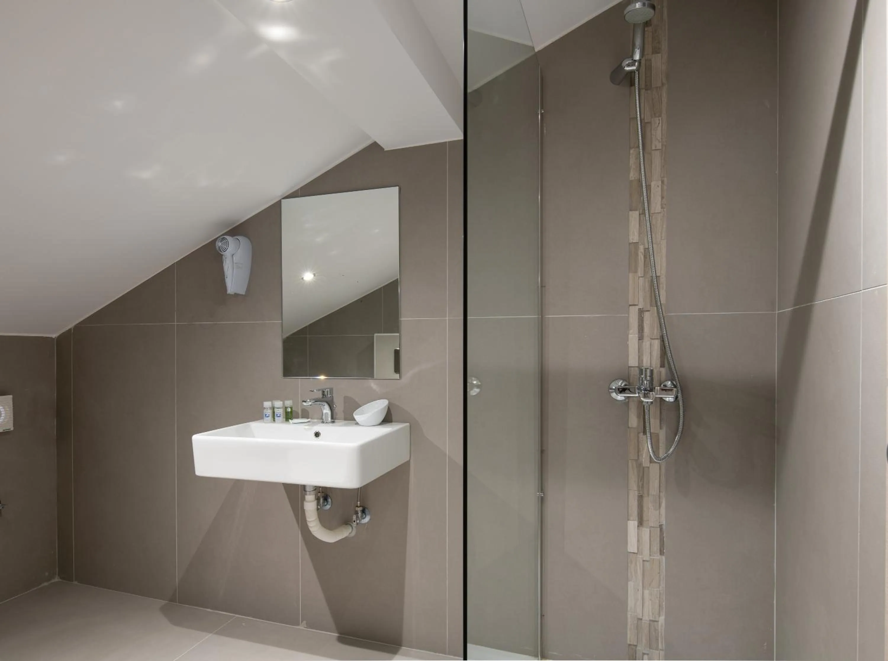 Bathroom in Mykoniatika Villas