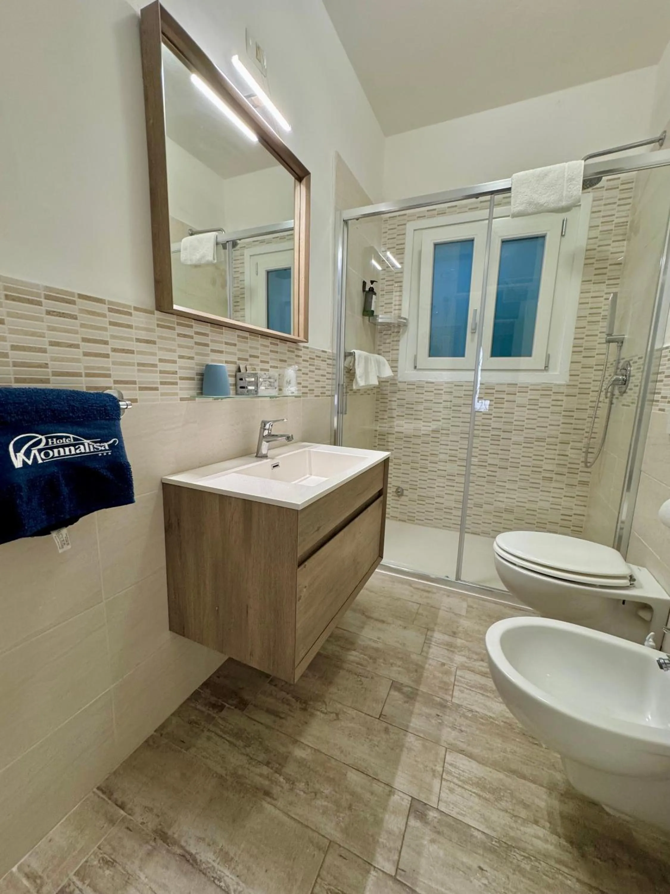 Bathroom in Hotel Monna Lisa