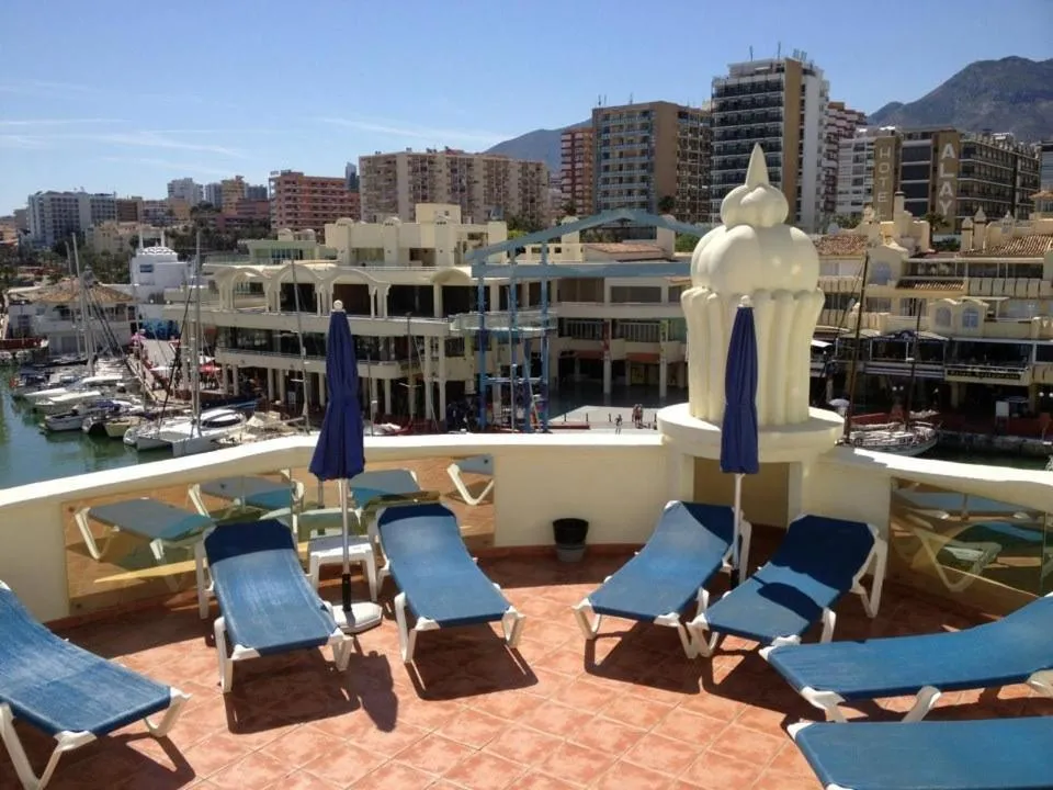 Capaldi Luxury Holiday Rentals Puerto Marina Benalmadena