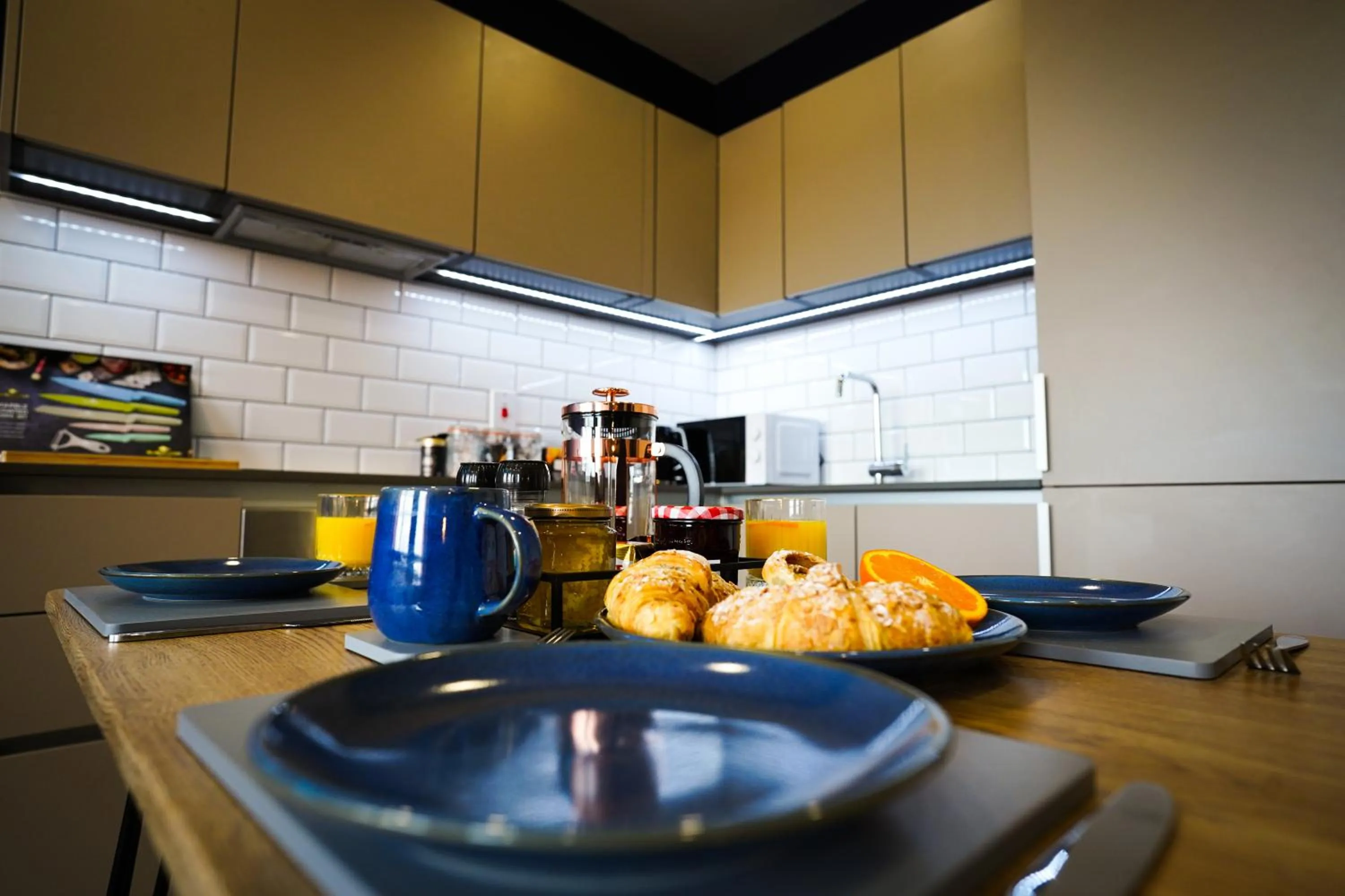 Kitchen or kitchenette in Luxury Stevenage Town Centre Apartment