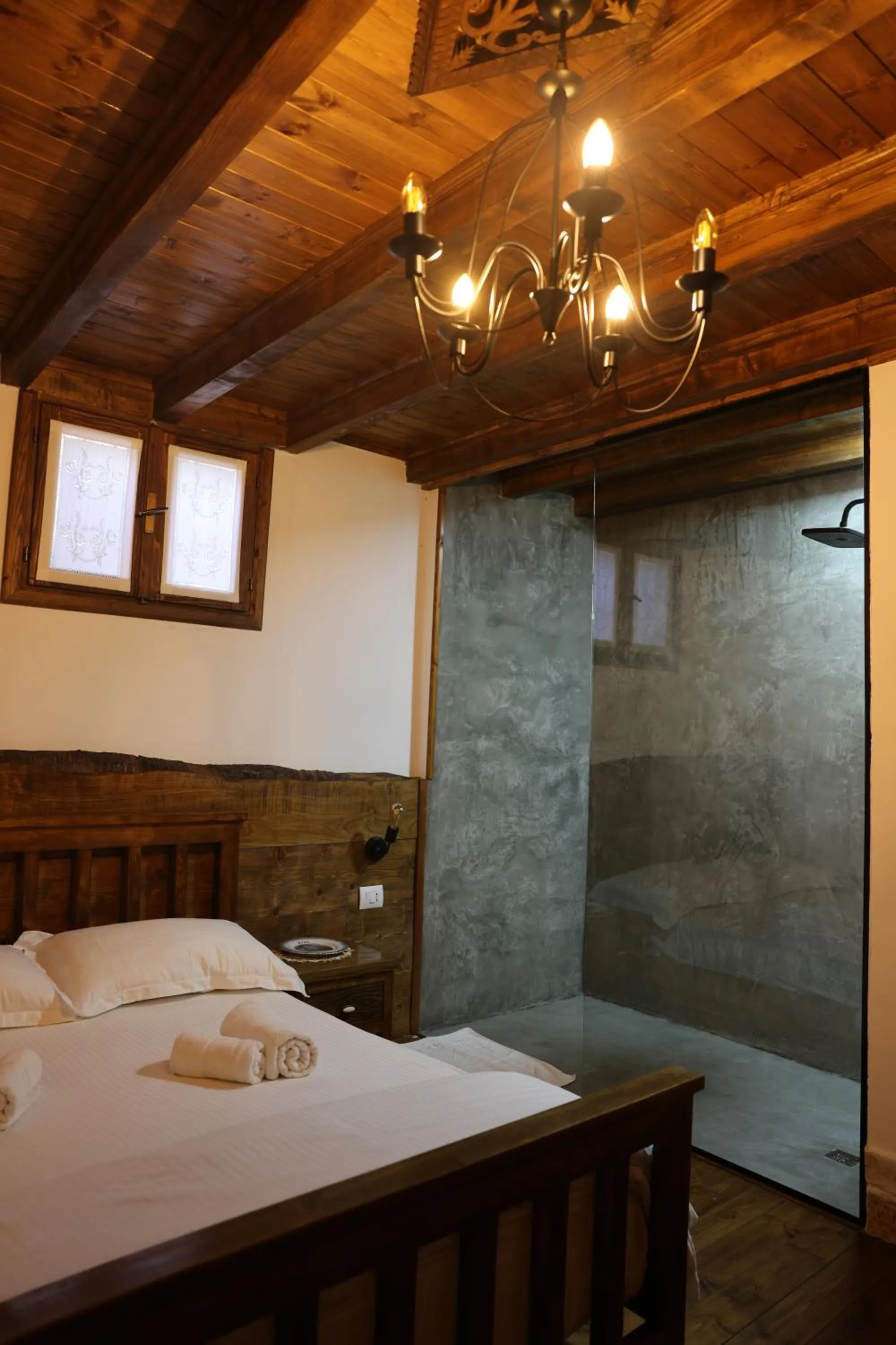 Breakfast, Bed in Anhel Hotel