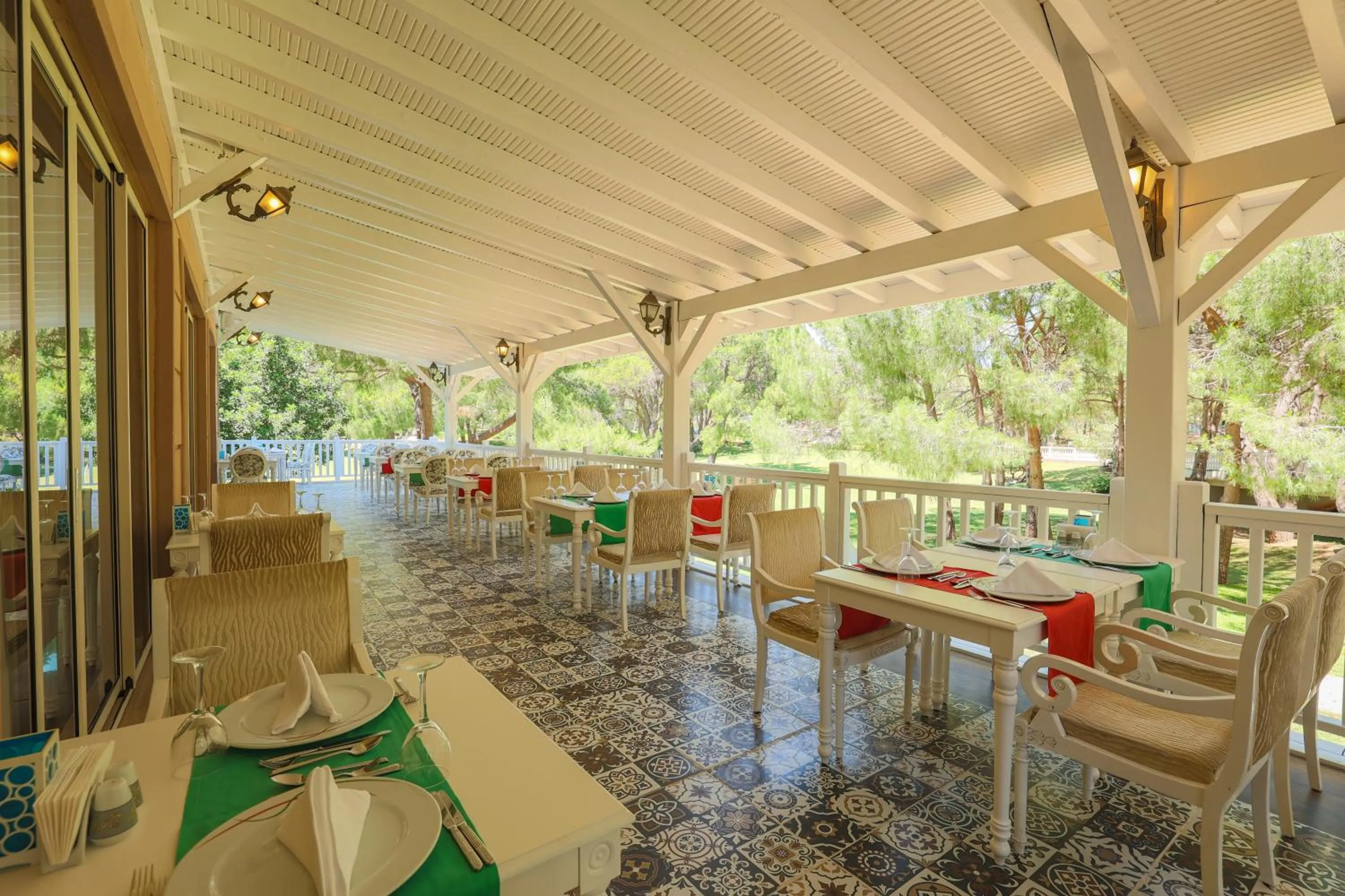 Restaurant/places to eat in Crystal Tat Beach Pearl Collection - Ultimate All Inclusive