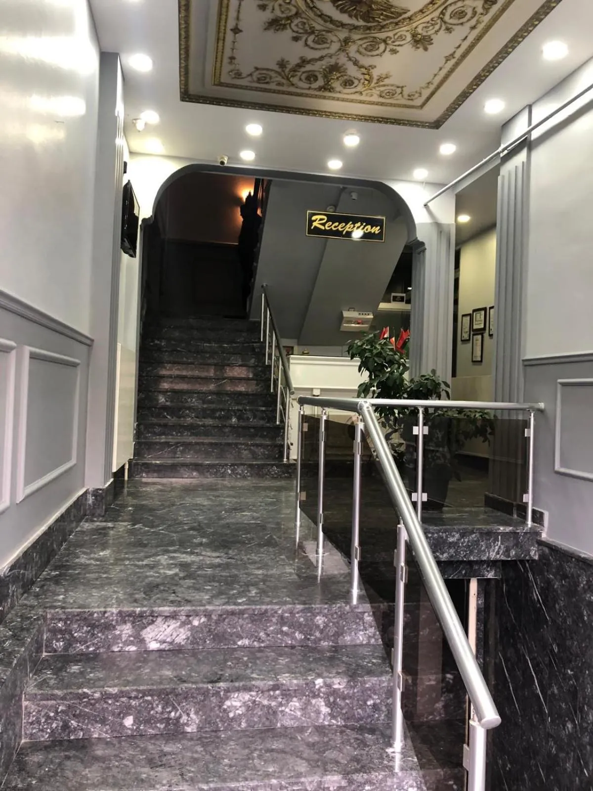 Lobby or reception in Emin Konak Hotel