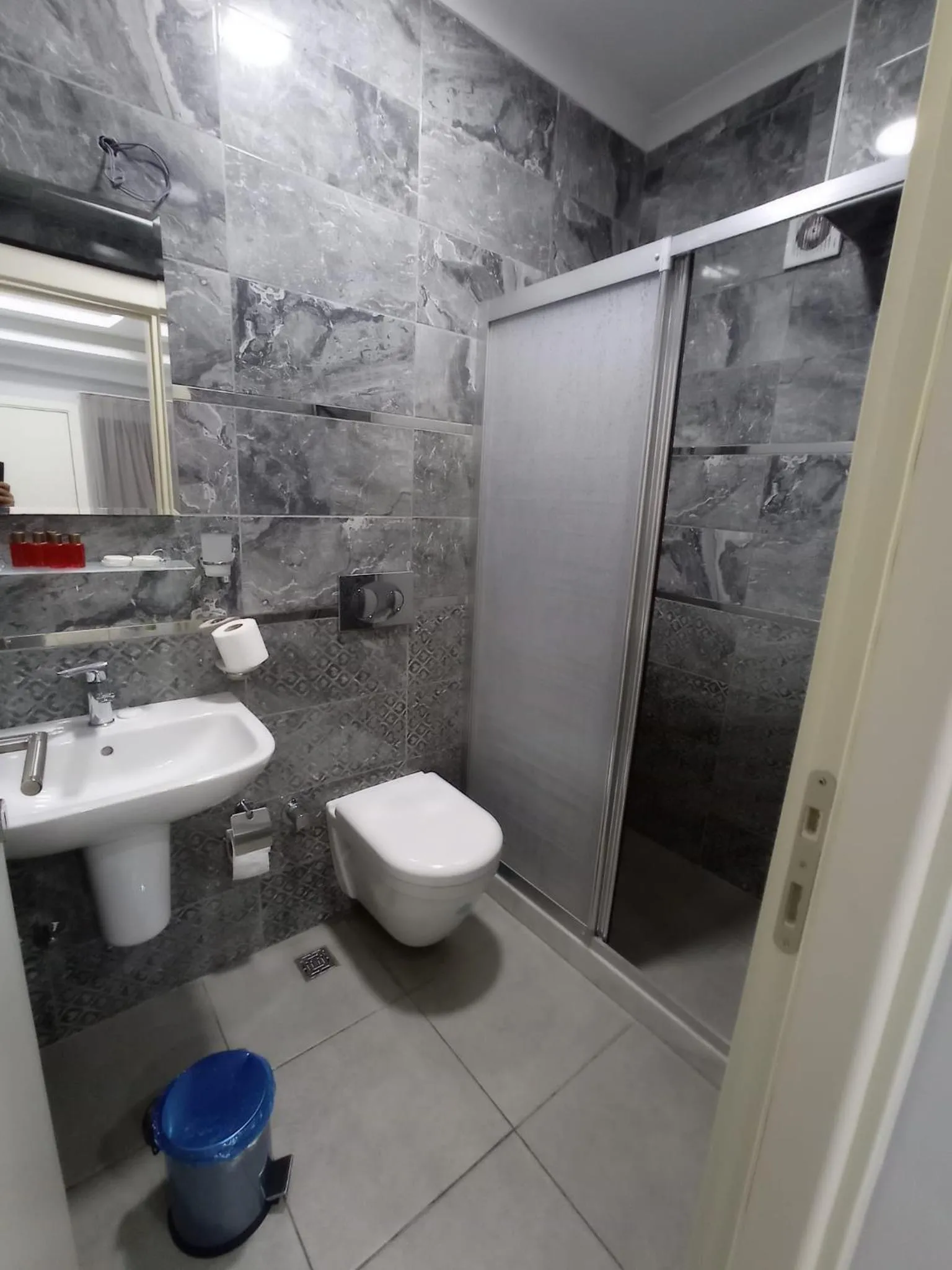 Bathroom in Emin Konak Hotel