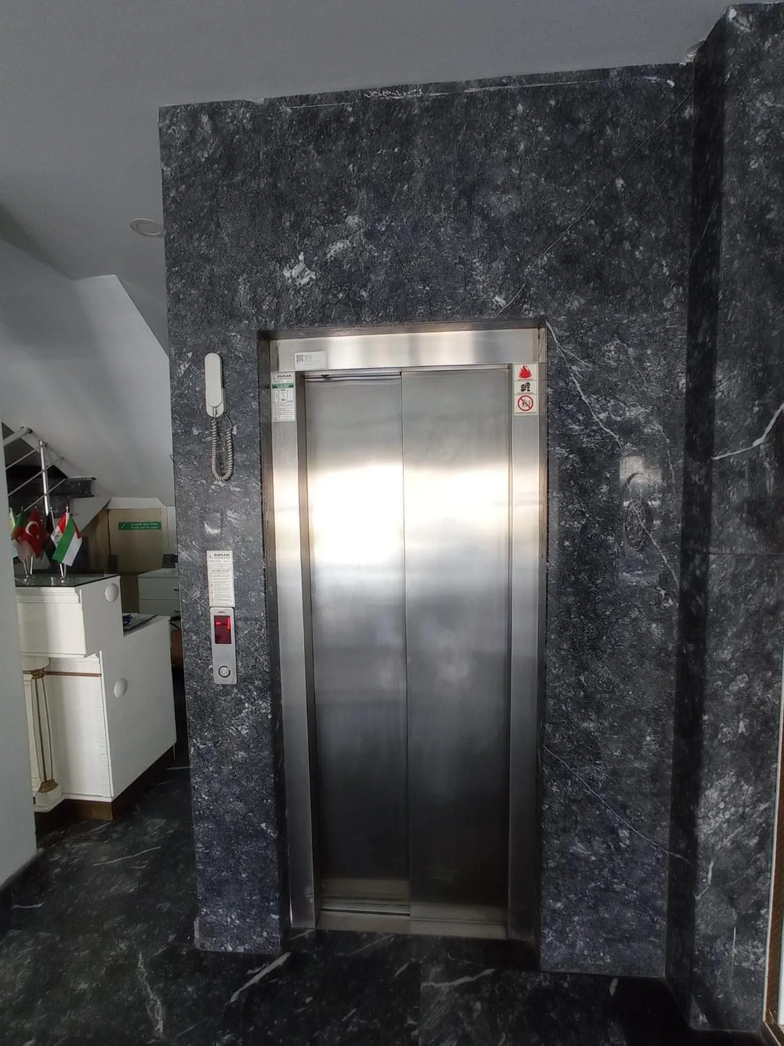 elevator in Emin Konak Hotel
