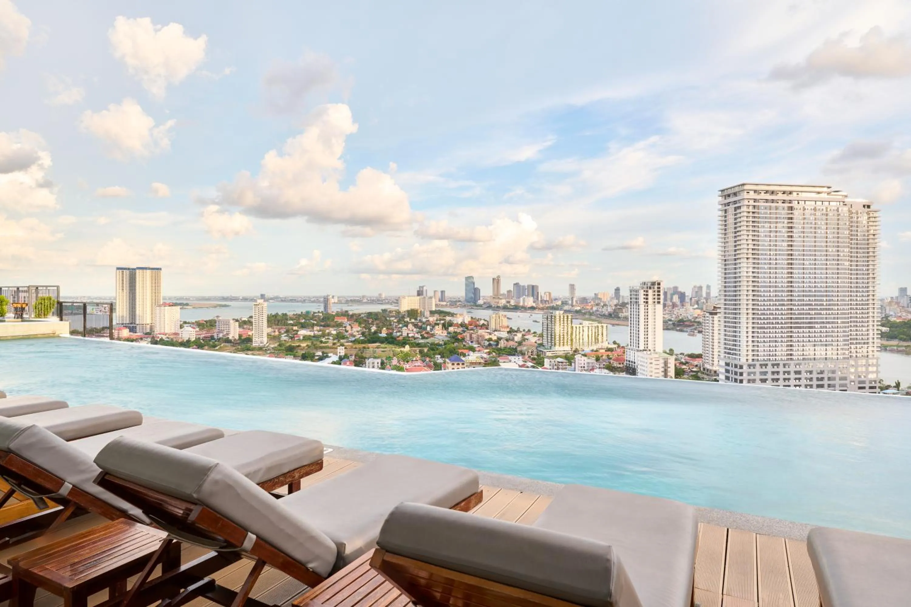 Swimming pool in The Peninsula Phnom Penh