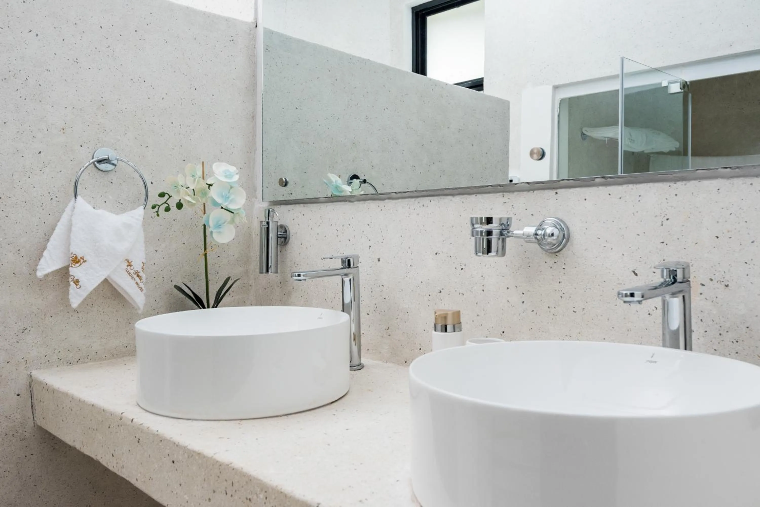 Bathroom in Aya Sophia Villa Garden Hotel