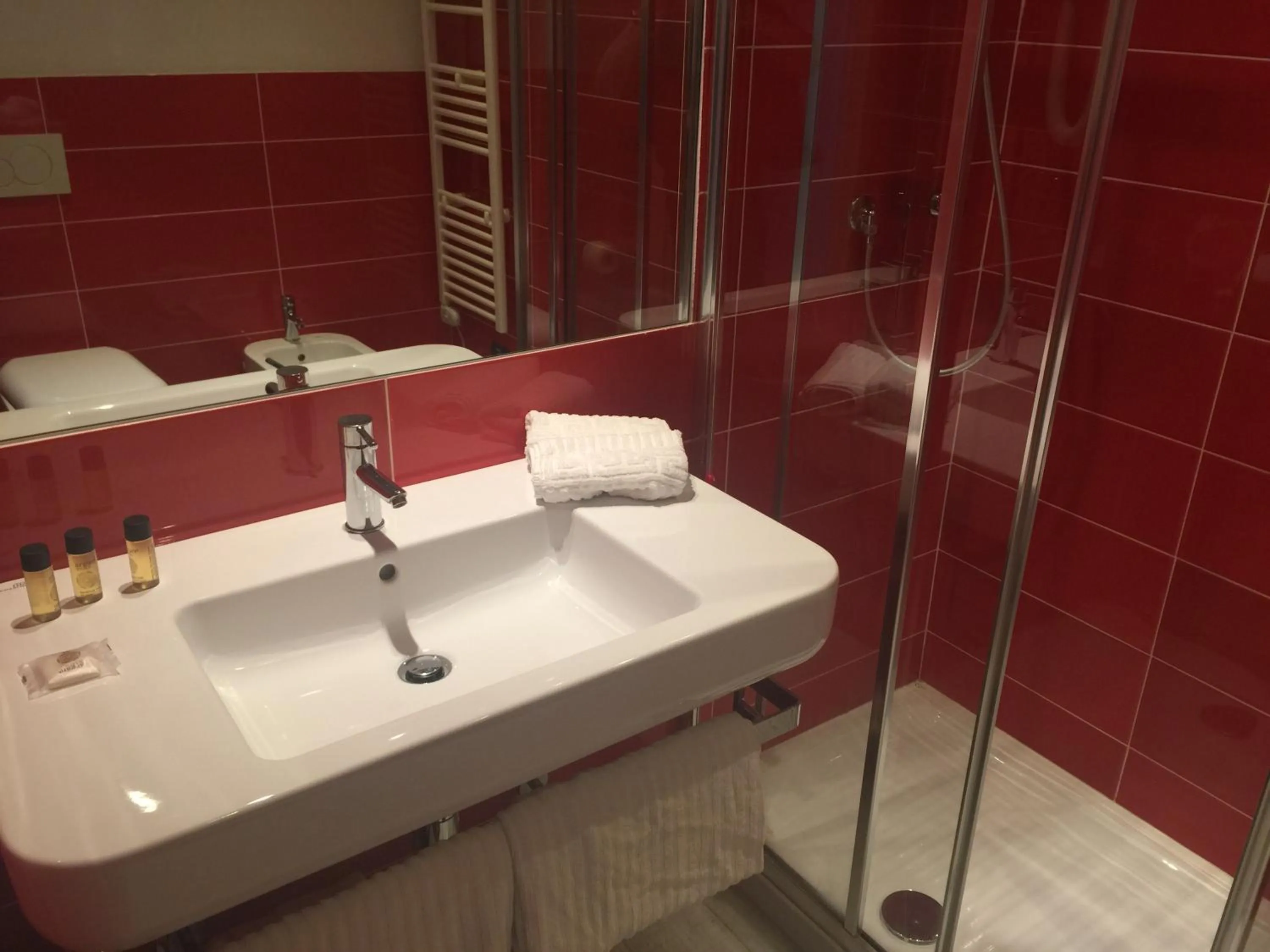 Bathroom in Blue Shades Hotel