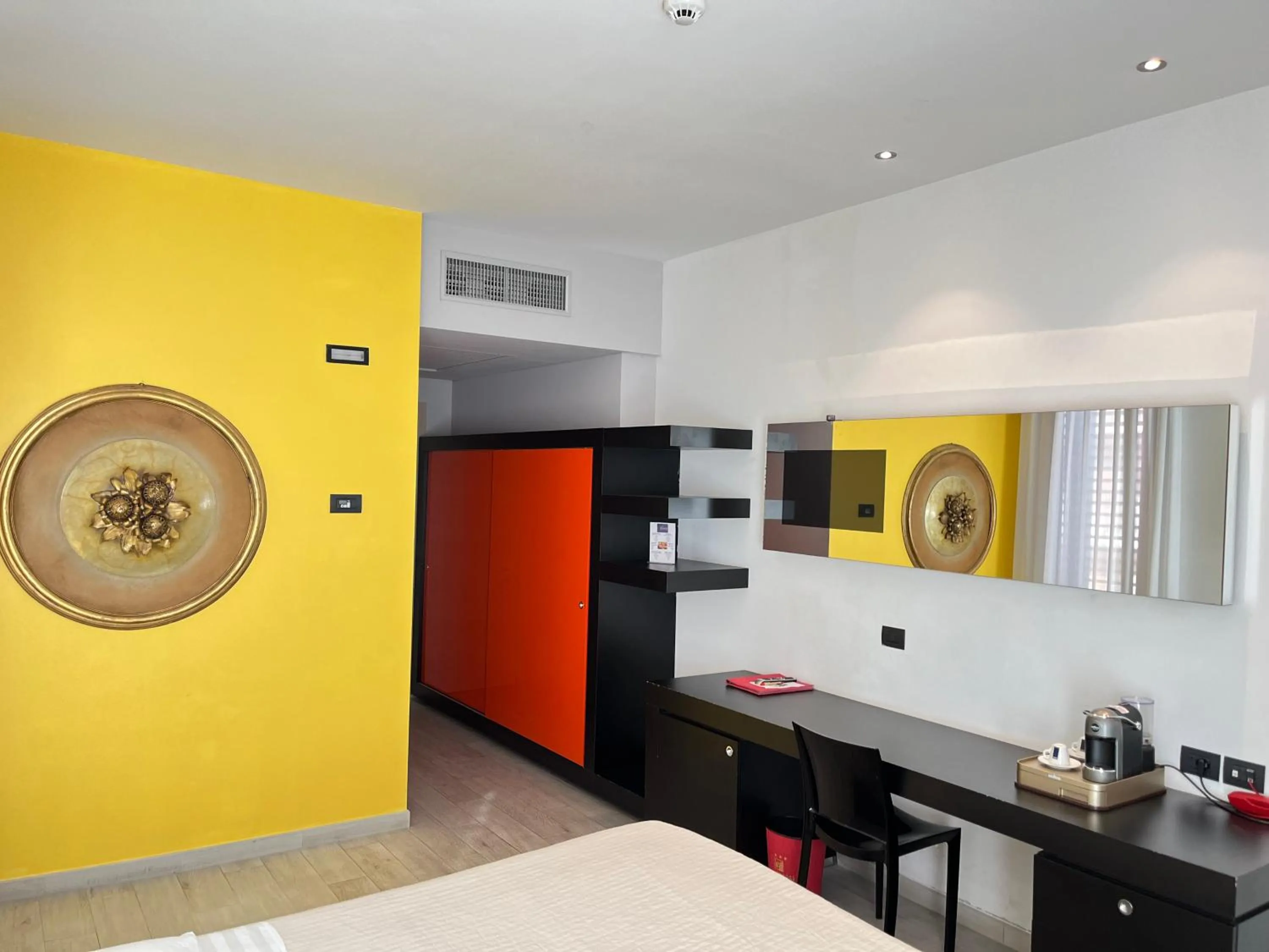 Kitchen or kitchenette in Blue Shades Hotel