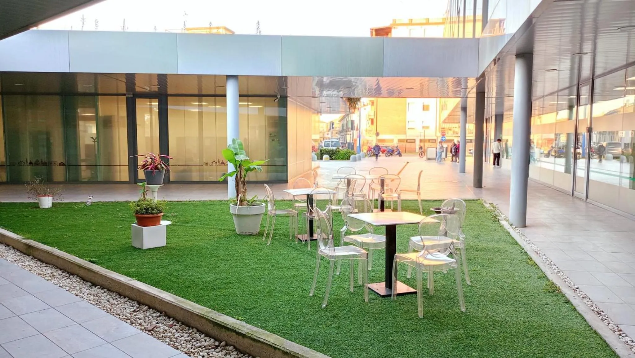 Facade/entrance in Blue Shades Hotel