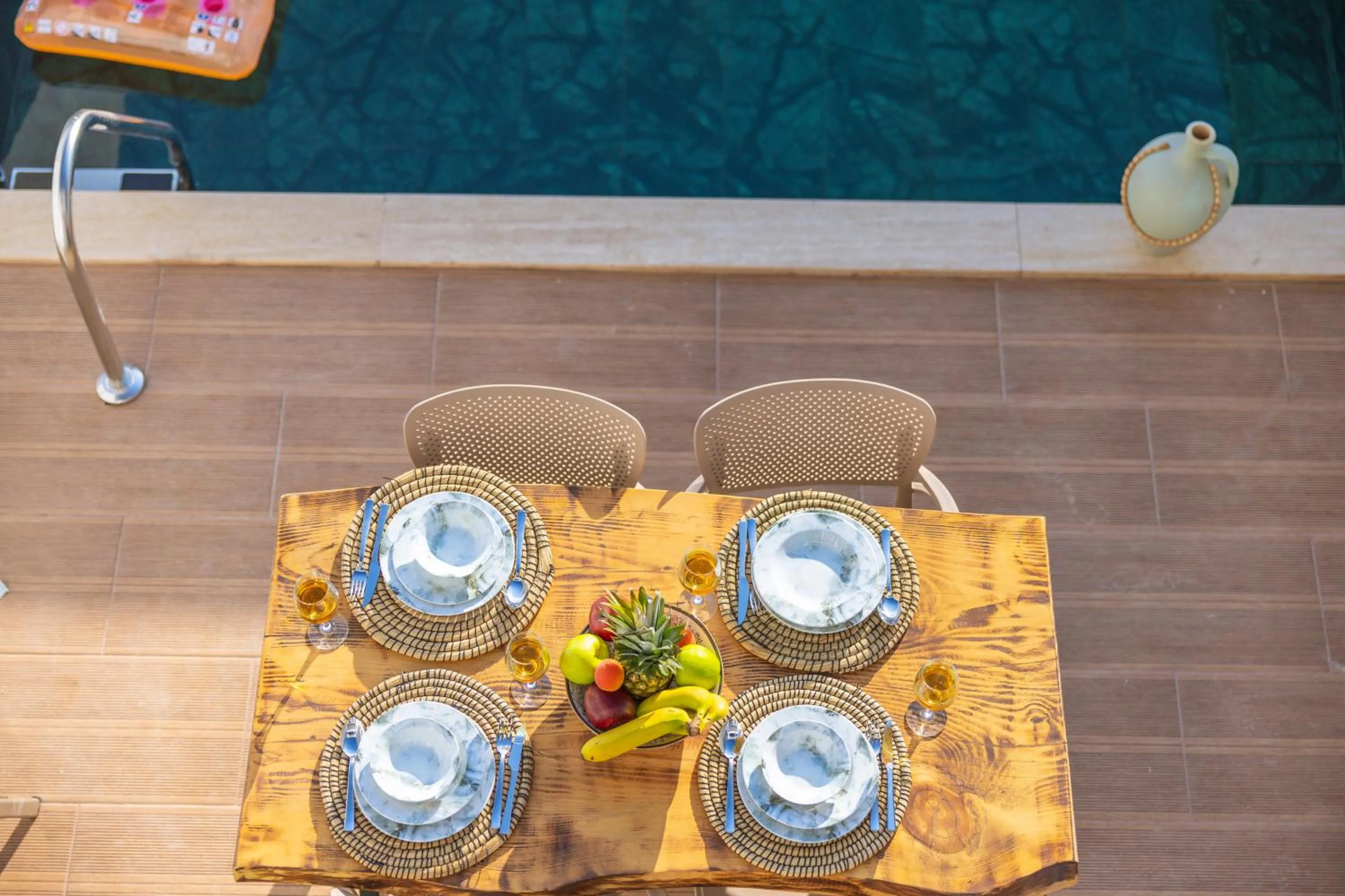 Dining area in Villa Ay