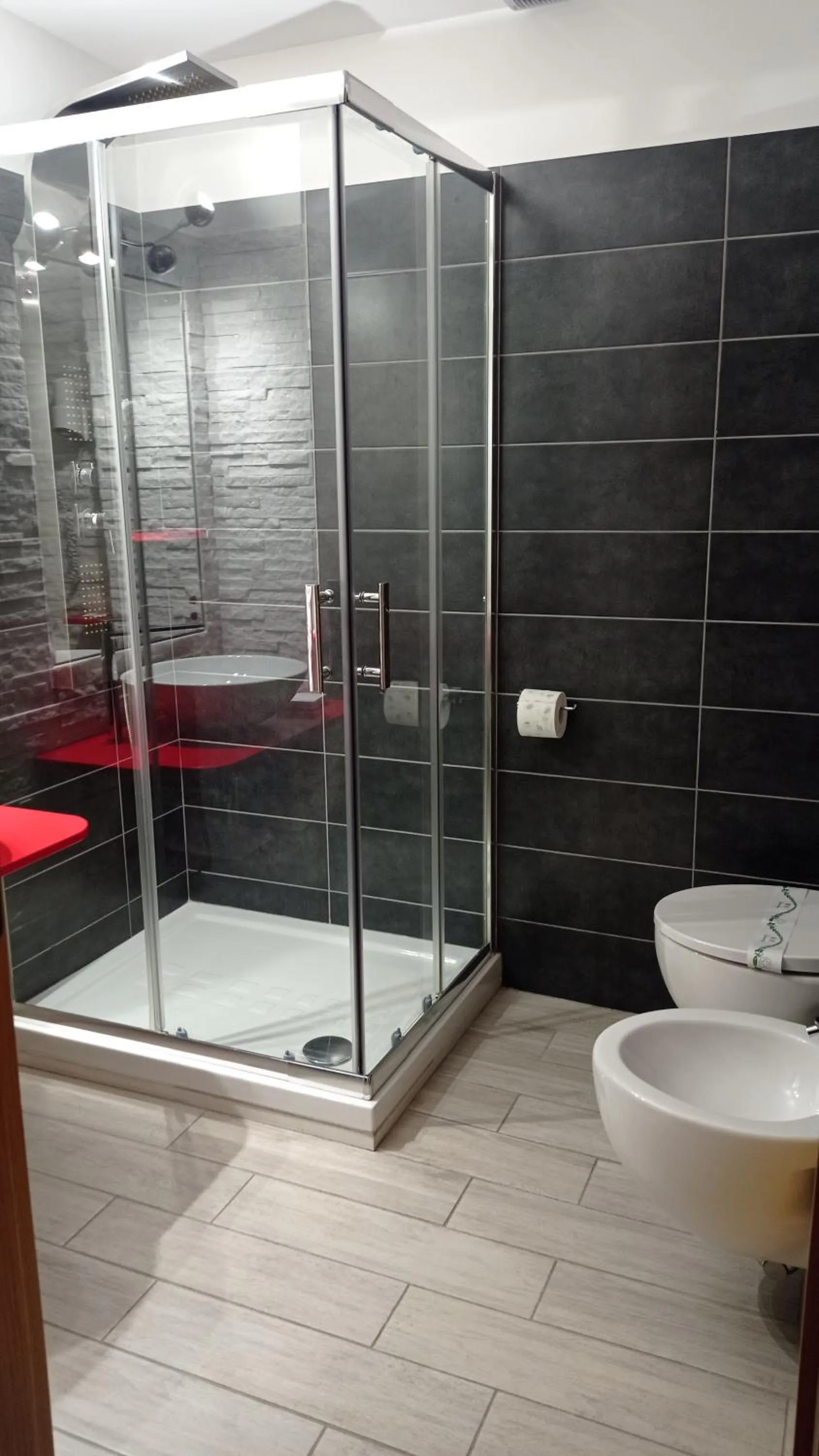 Shower in Hotel Ristorante Caligiuri