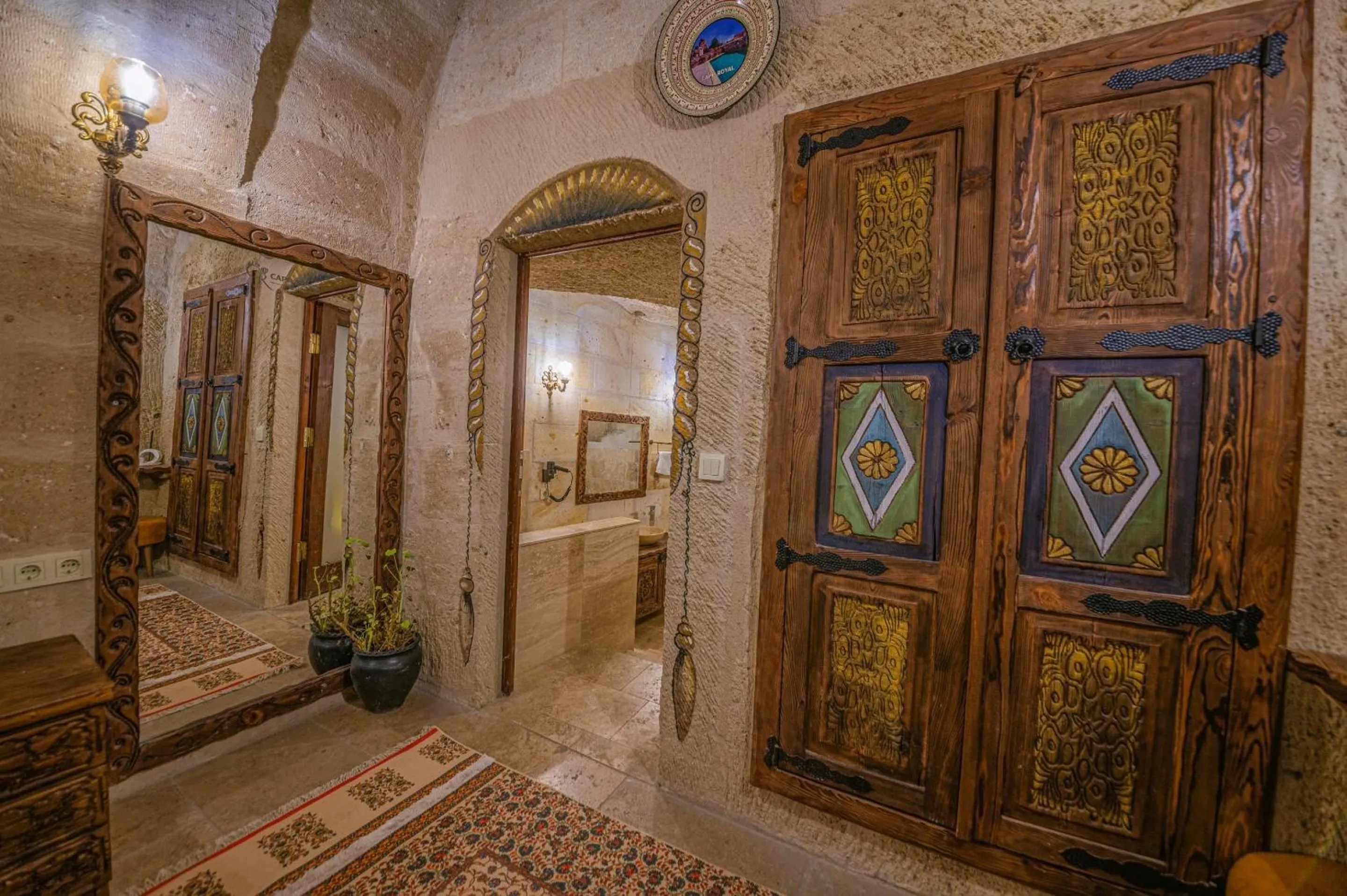 wardrobe in Capp Royal Cave HOTEL