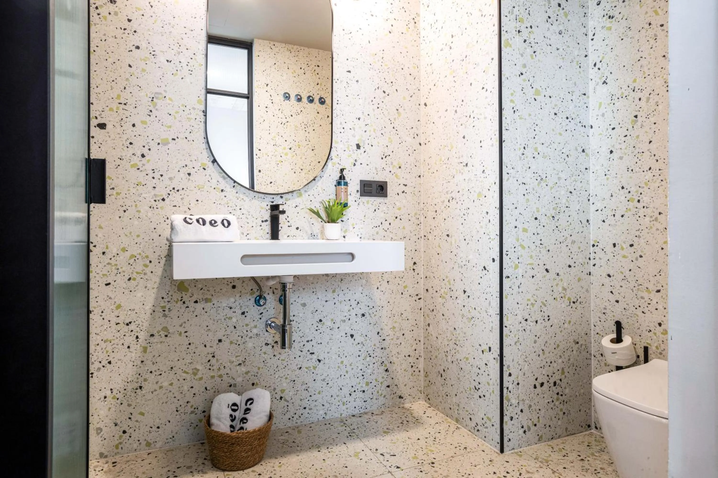 Shower in Coeo Parras Design Apartments