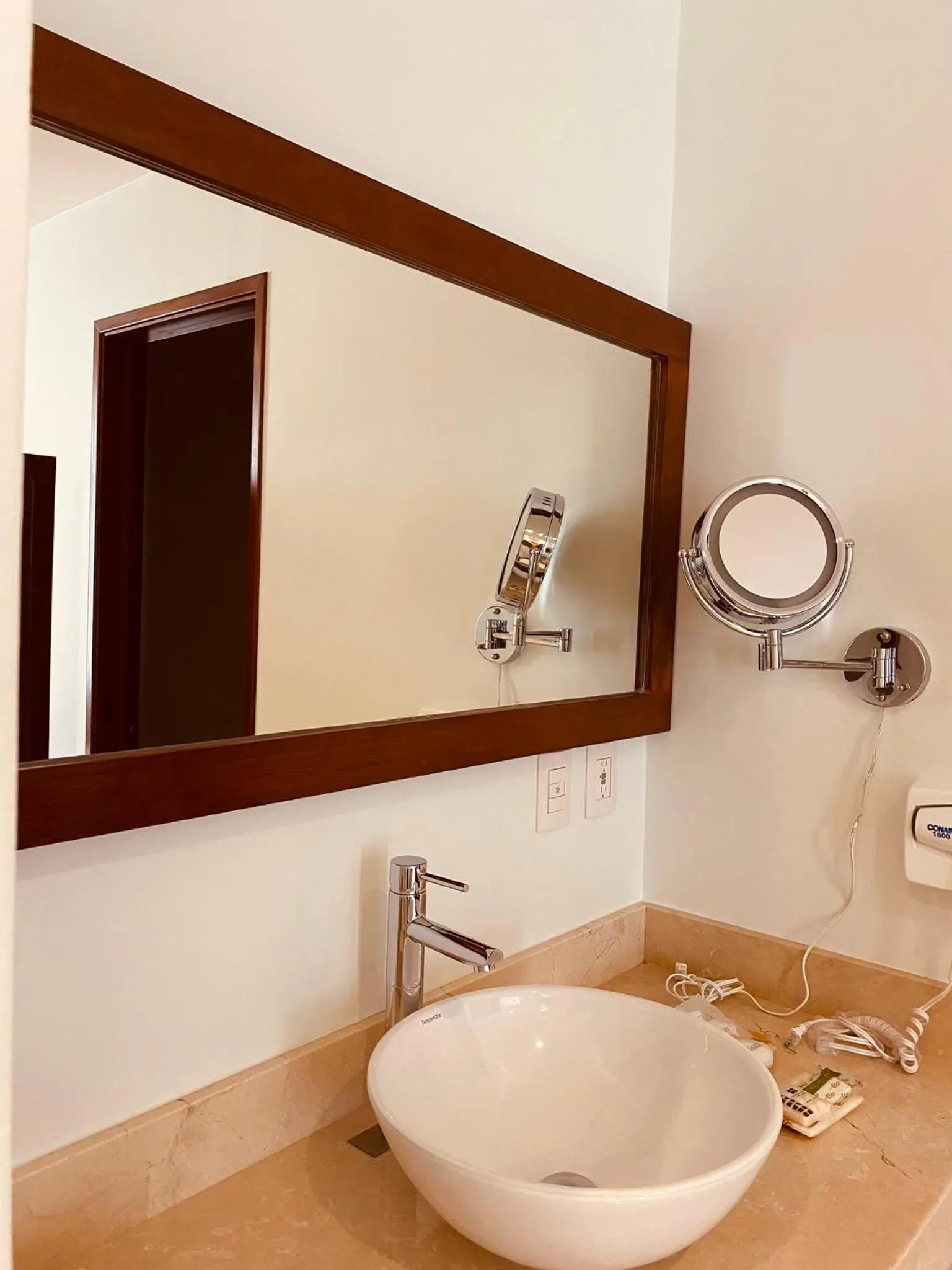 Bathroom in San Francisco Hotel Boutique