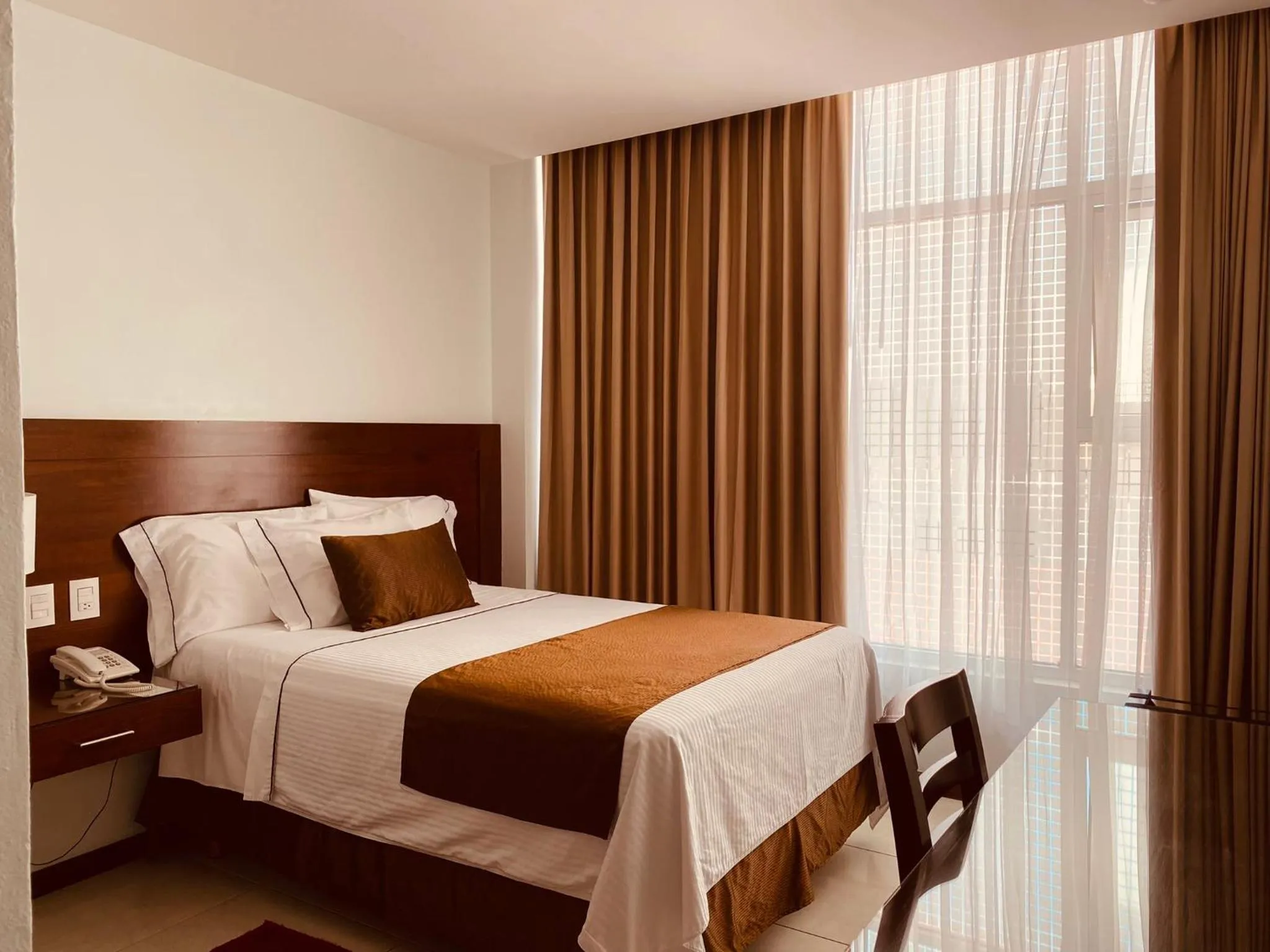 Bed in San Francisco Hotel Boutique